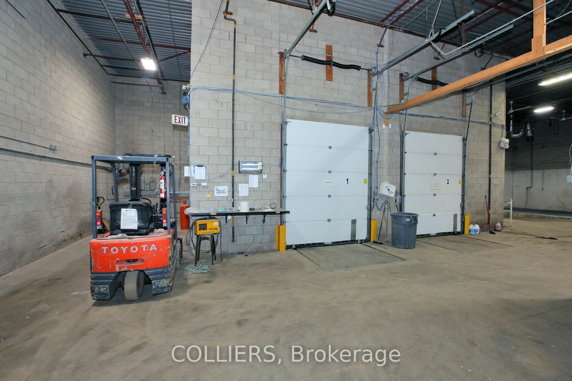 #13 - 270 Pennsylvania Avenue Property Photo 7