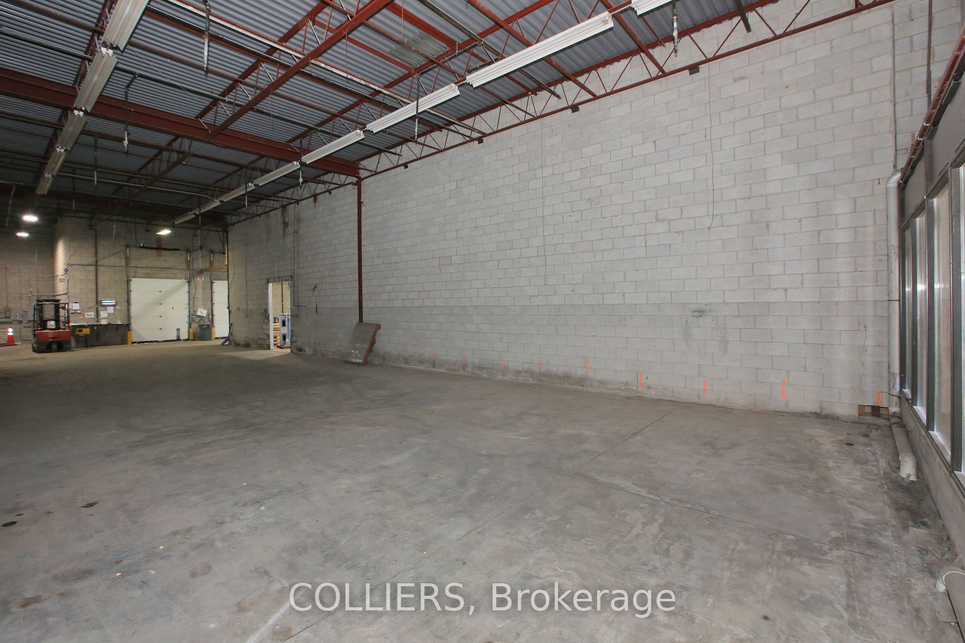 #13 - 270 Pennsylvania Avenue Property Photo 9