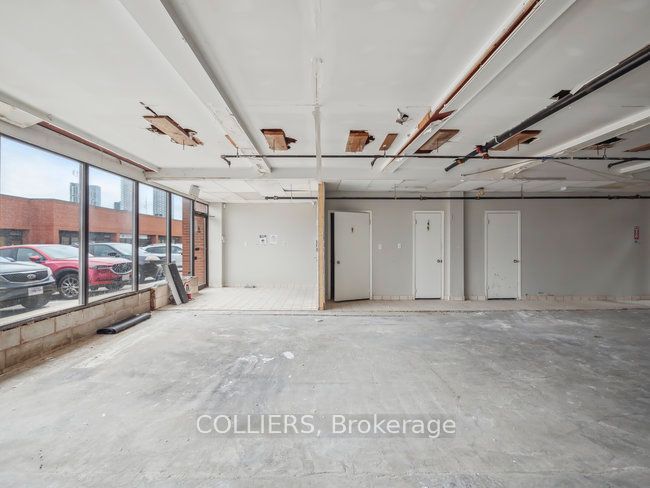 270 Pennsylvania Avenue 13 Property Photo 20