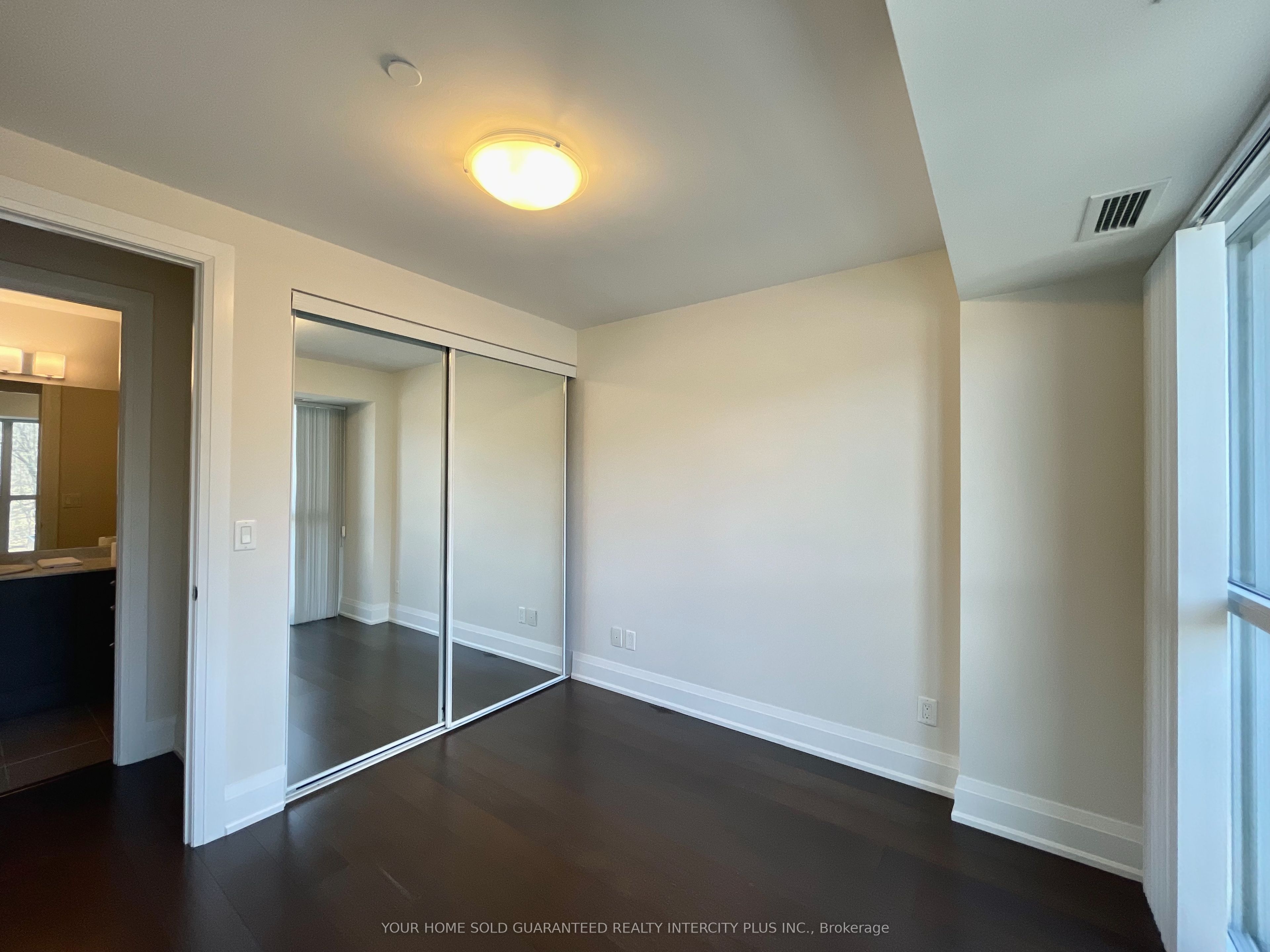 8302 Islington Avenue 516 Property Photo 15