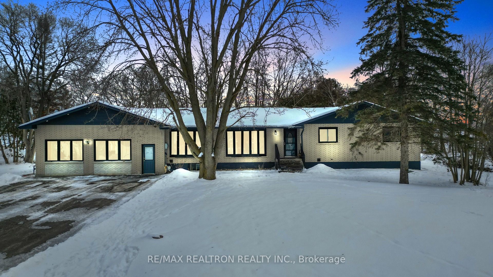 22305 Kennedy Road Property Photo