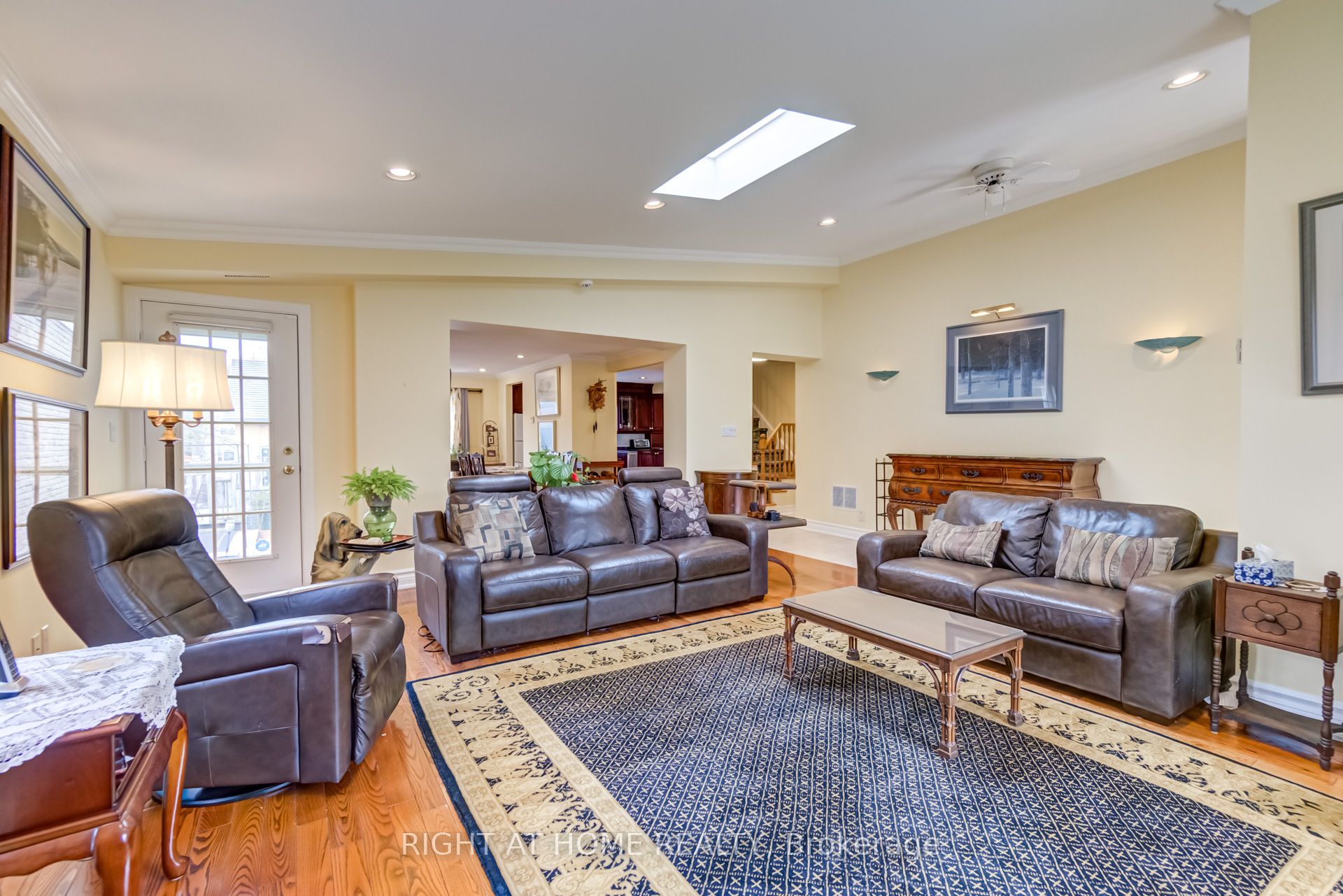 27 Sir Kay Drive Property Photo 4