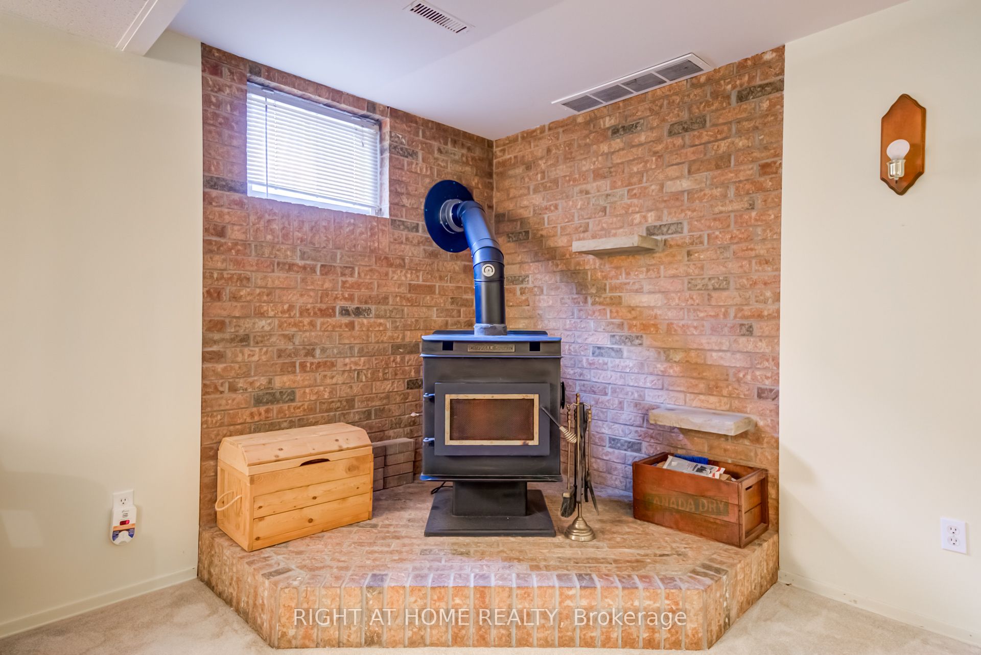 27 Sir Kay Drive Property Photo 22