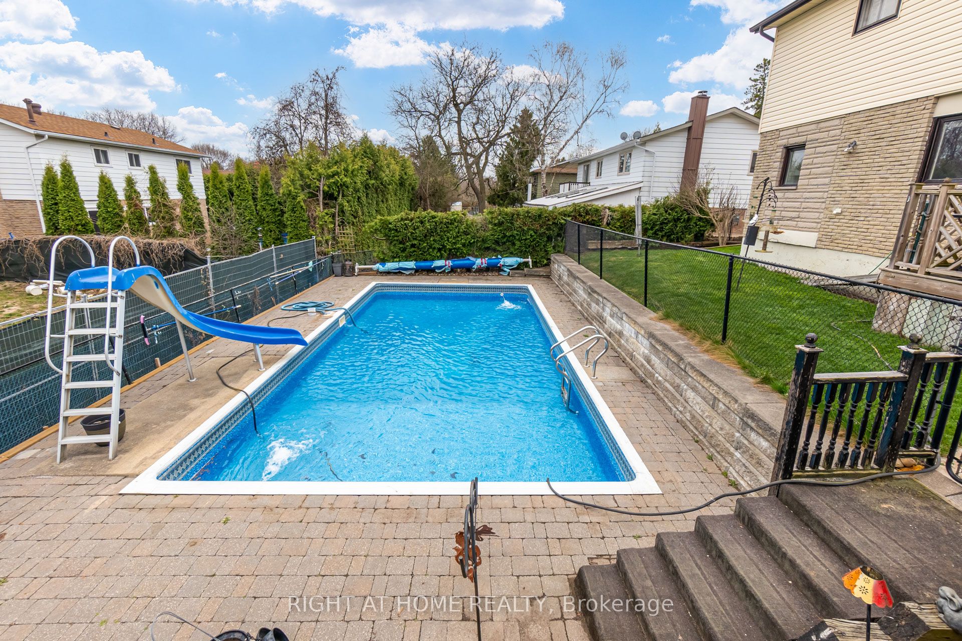 27 Sir Kay Drive Property Photo 28