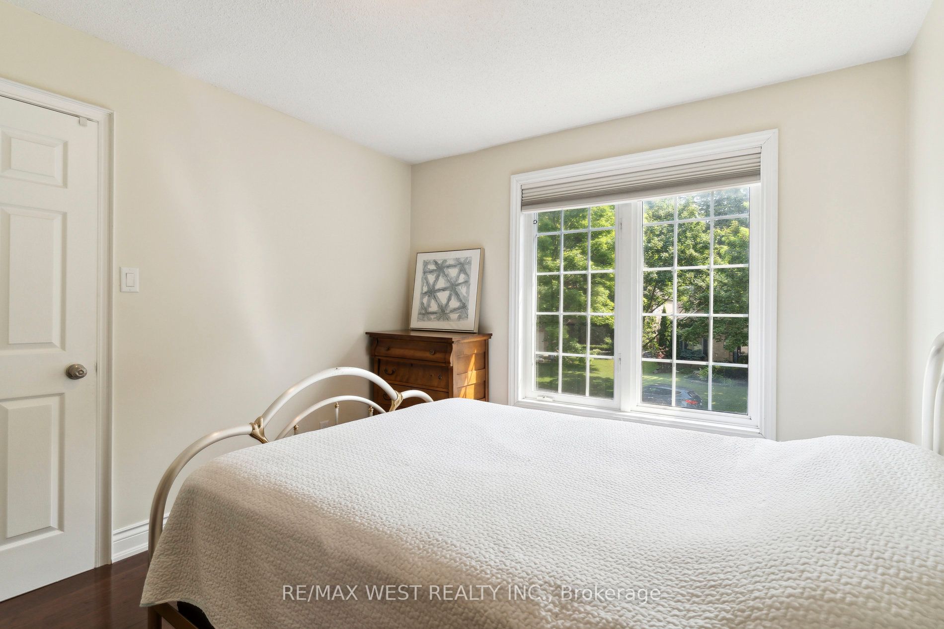18 Harrowsmith Place Property Photo 23