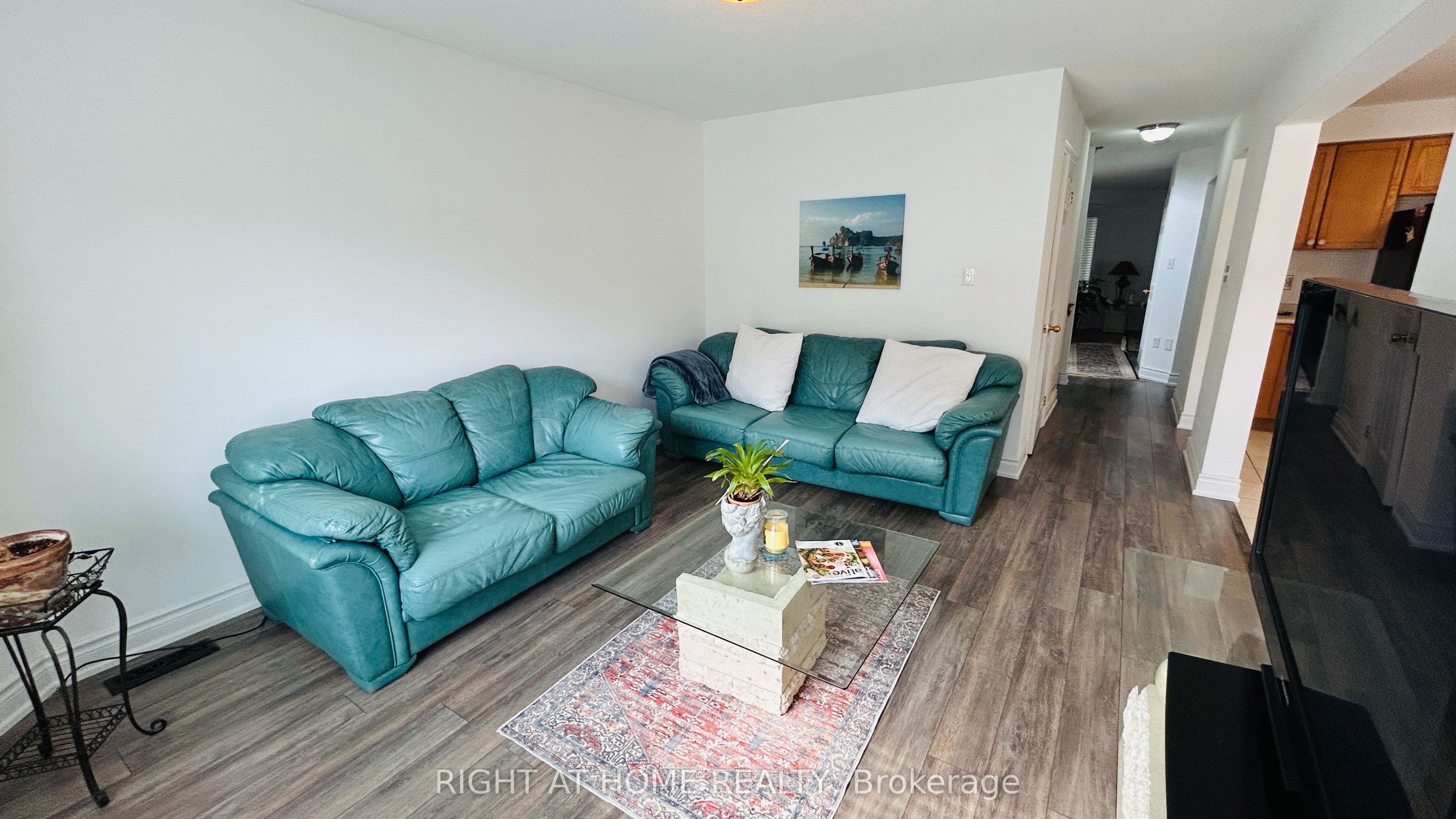 2072 Wilson Street Property Photo 10
