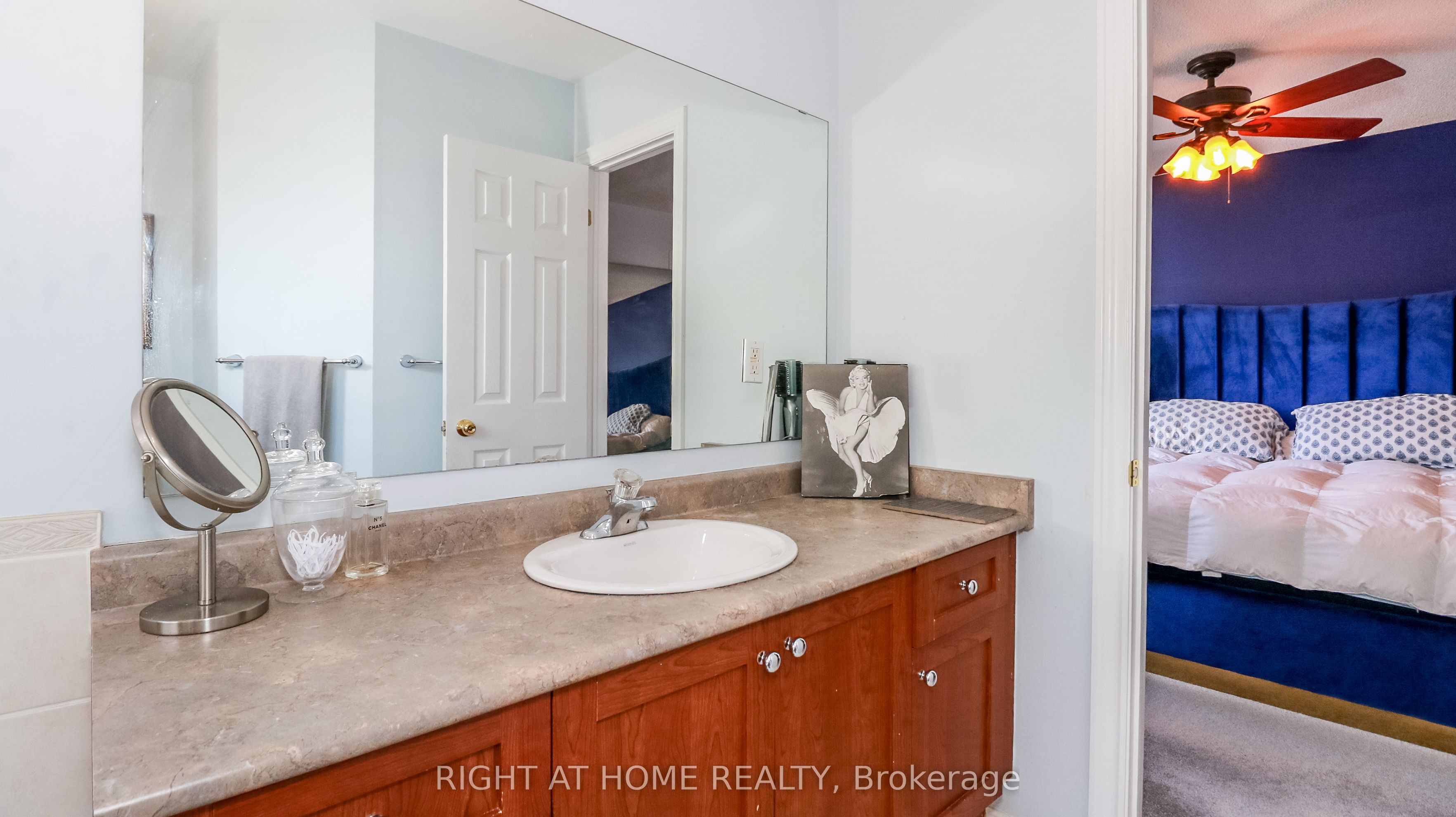 2072 Wilson Street Property Photo 13