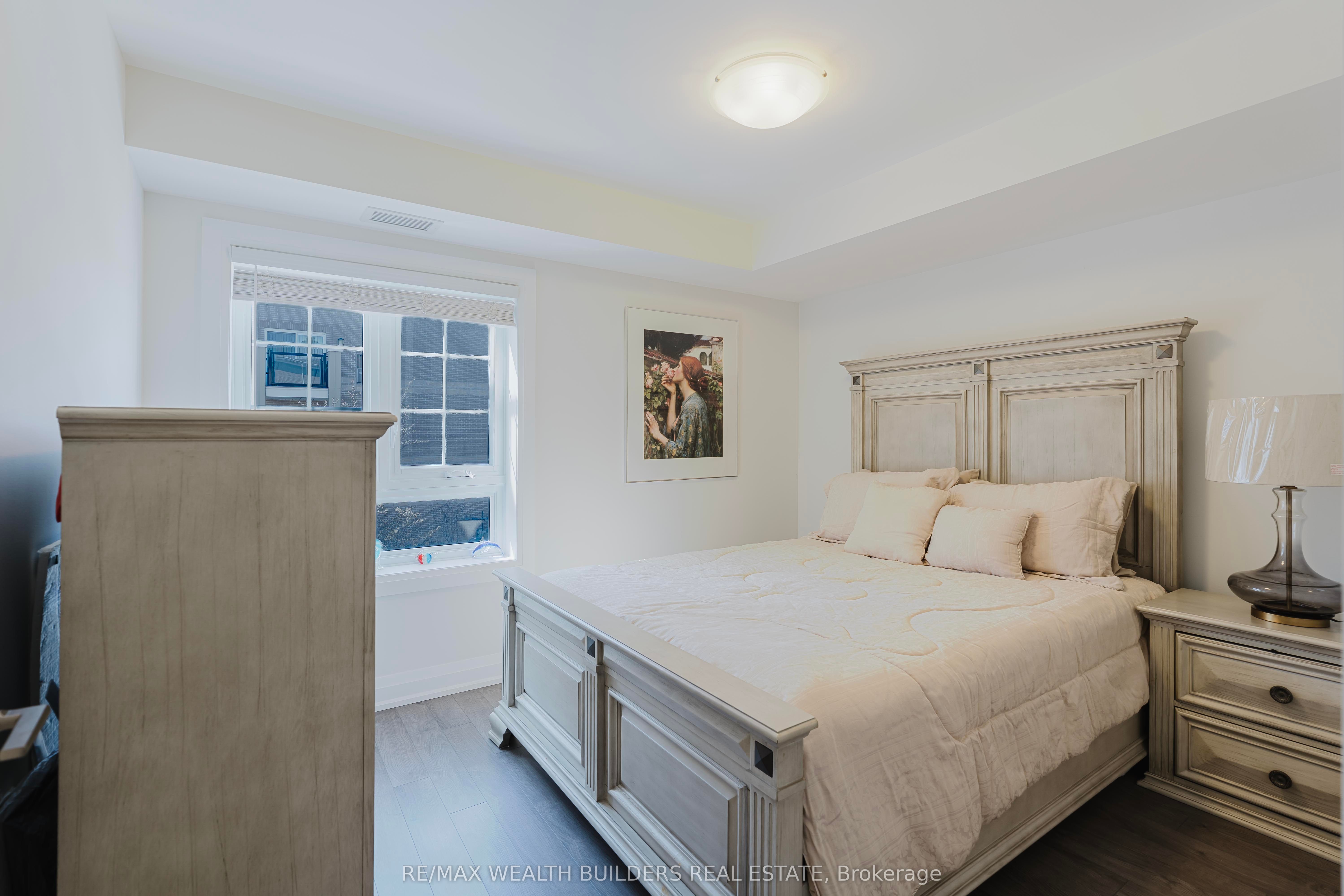 #2216 - 481 Rupert Avenue Property Photo 8