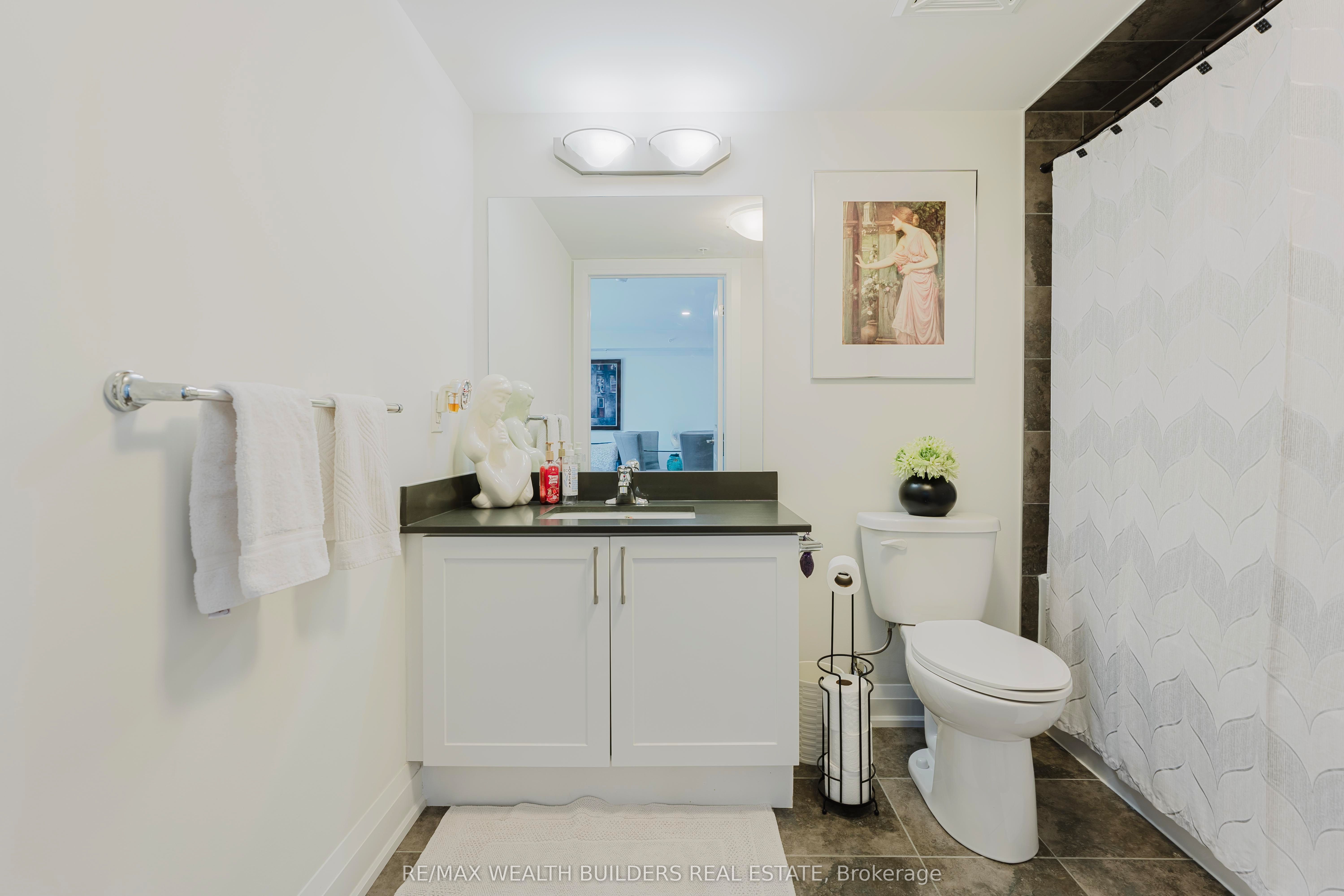 #2216 - 481 Rupert Avenue Property Photo 12