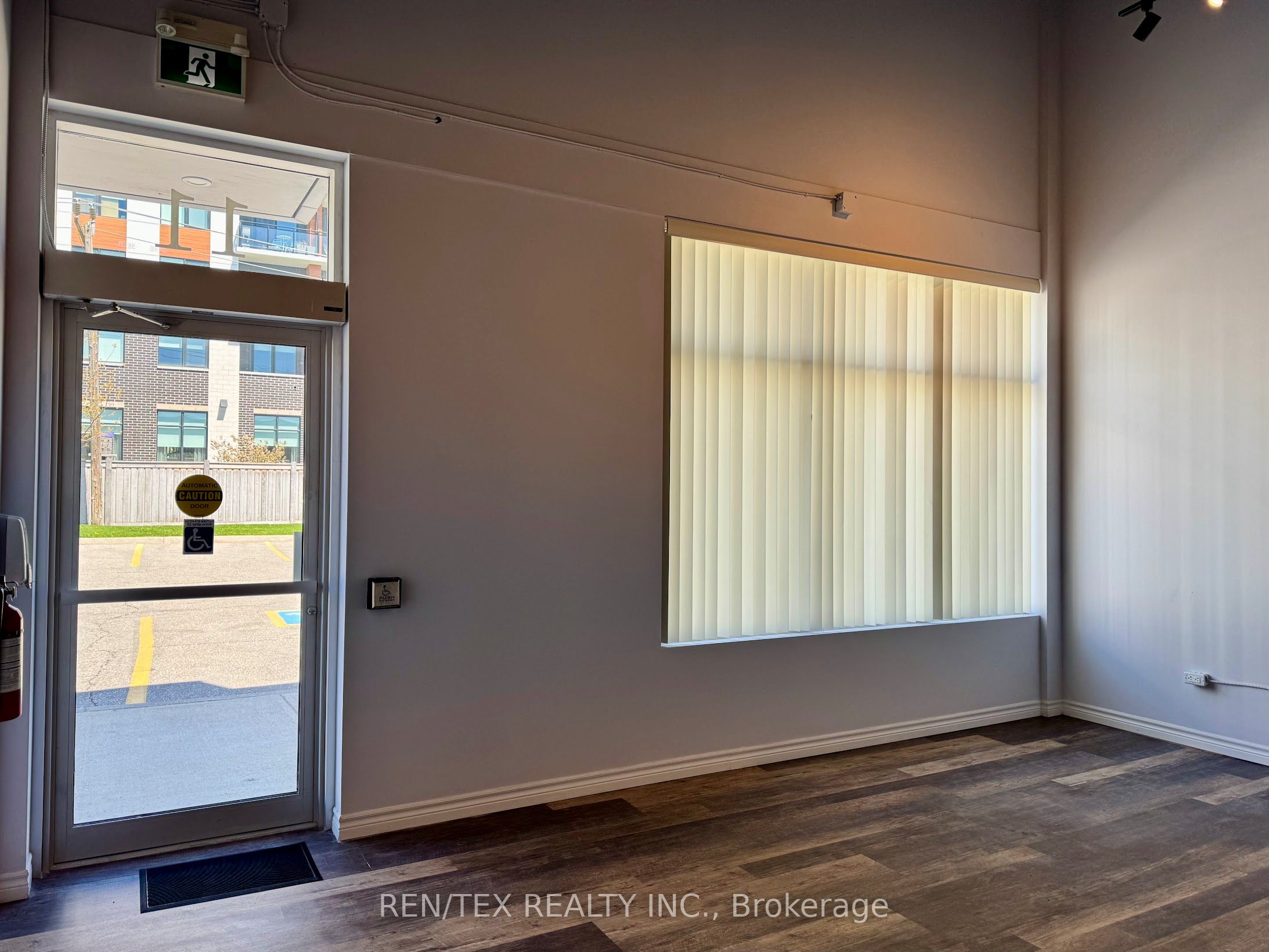 155 Mostar Street 11 Property Photo 9