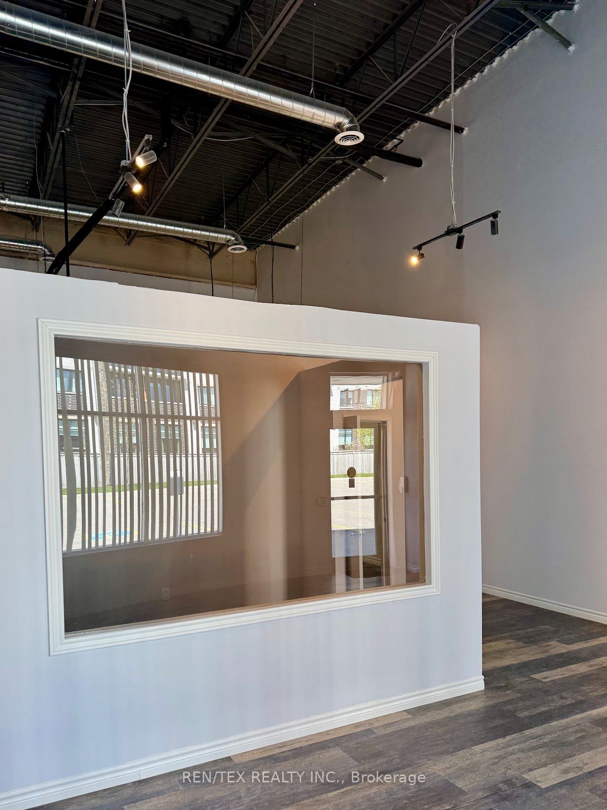 155 Mostar Street 11 Property Photo 13