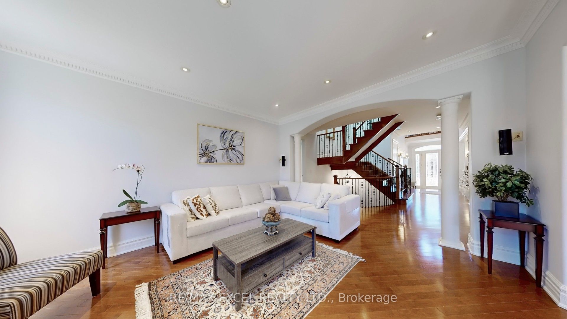 65 Pathlane Road Property Photo 5