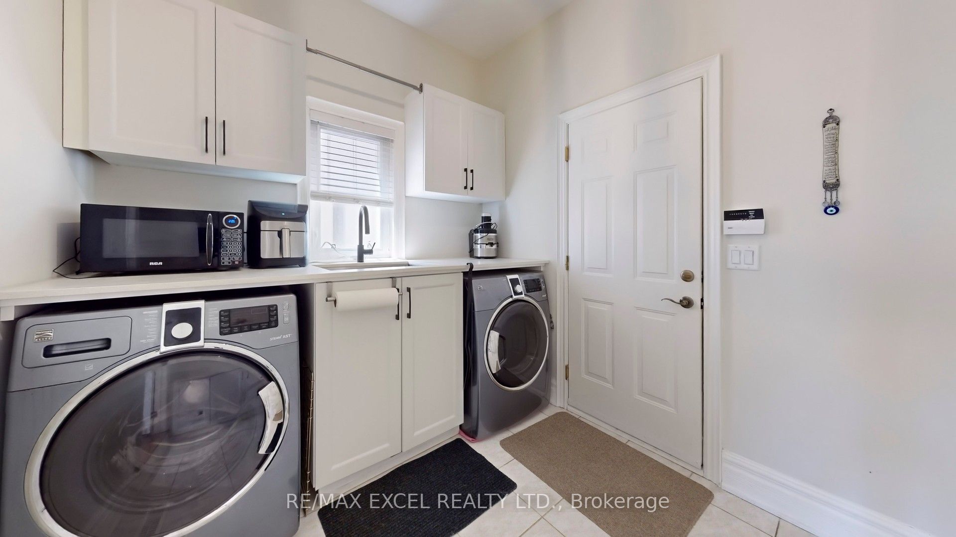 65 Pathlane Road Property Photo 17