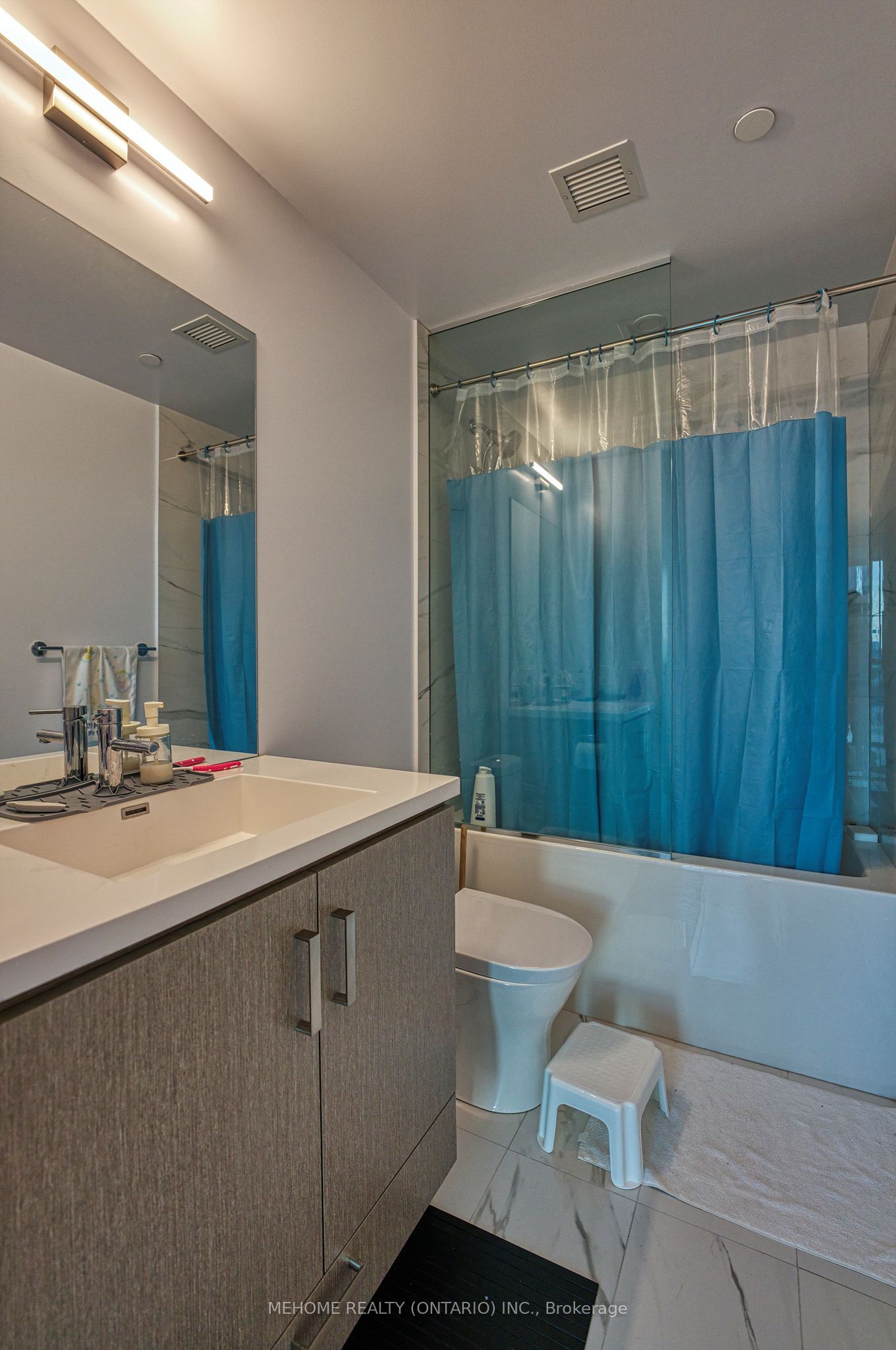 38 Honeycrisp Crescent 1021 Property Photo 13
