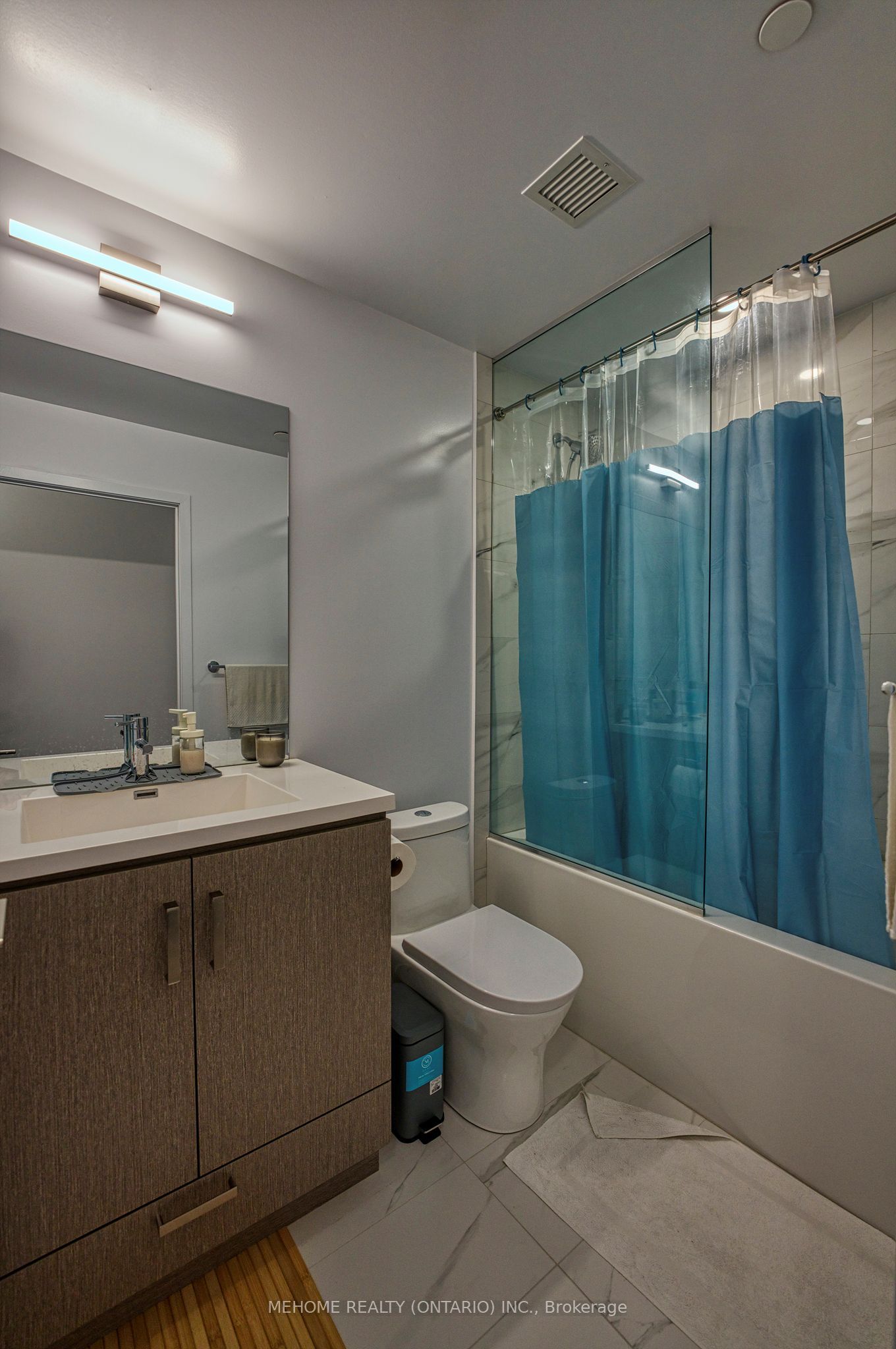 38 Honeycrisp Crescent 1021 Property Photo 14