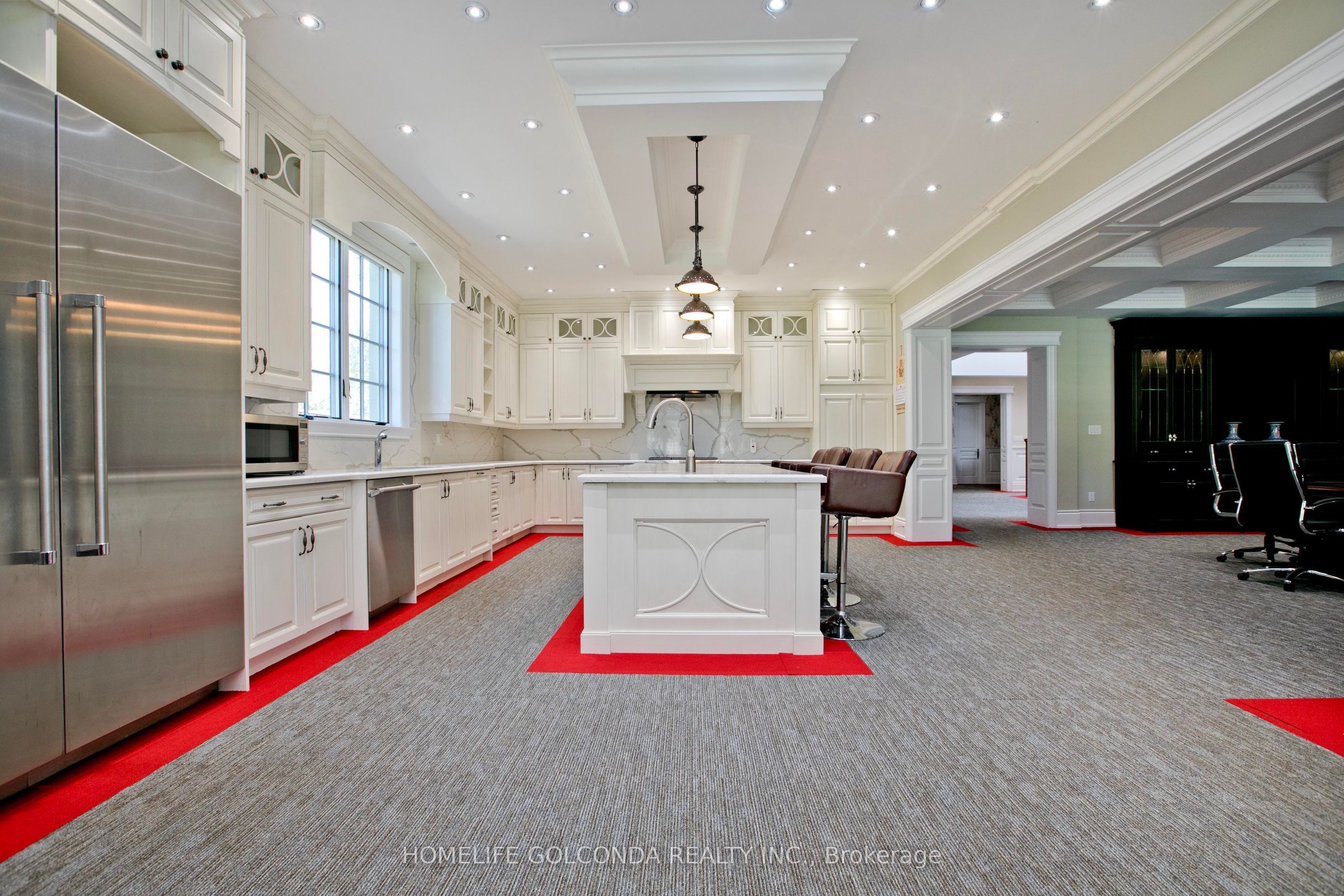 138 Centre Street Property Photo 21