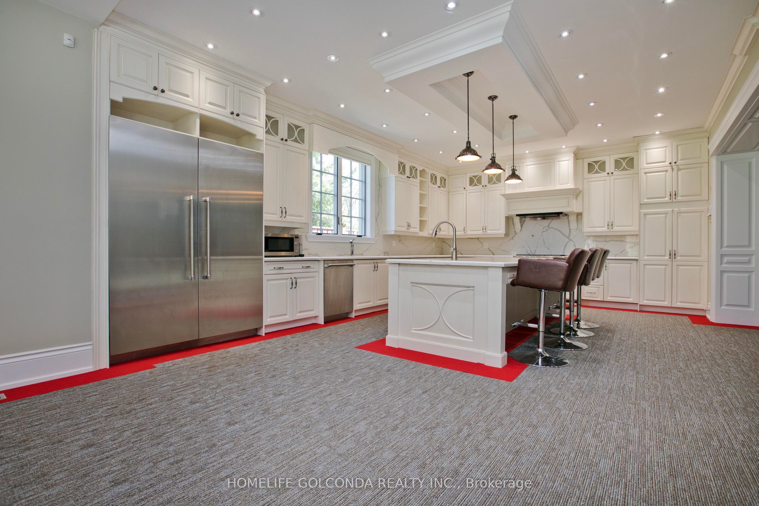 138 Centre Street Property Photo 22