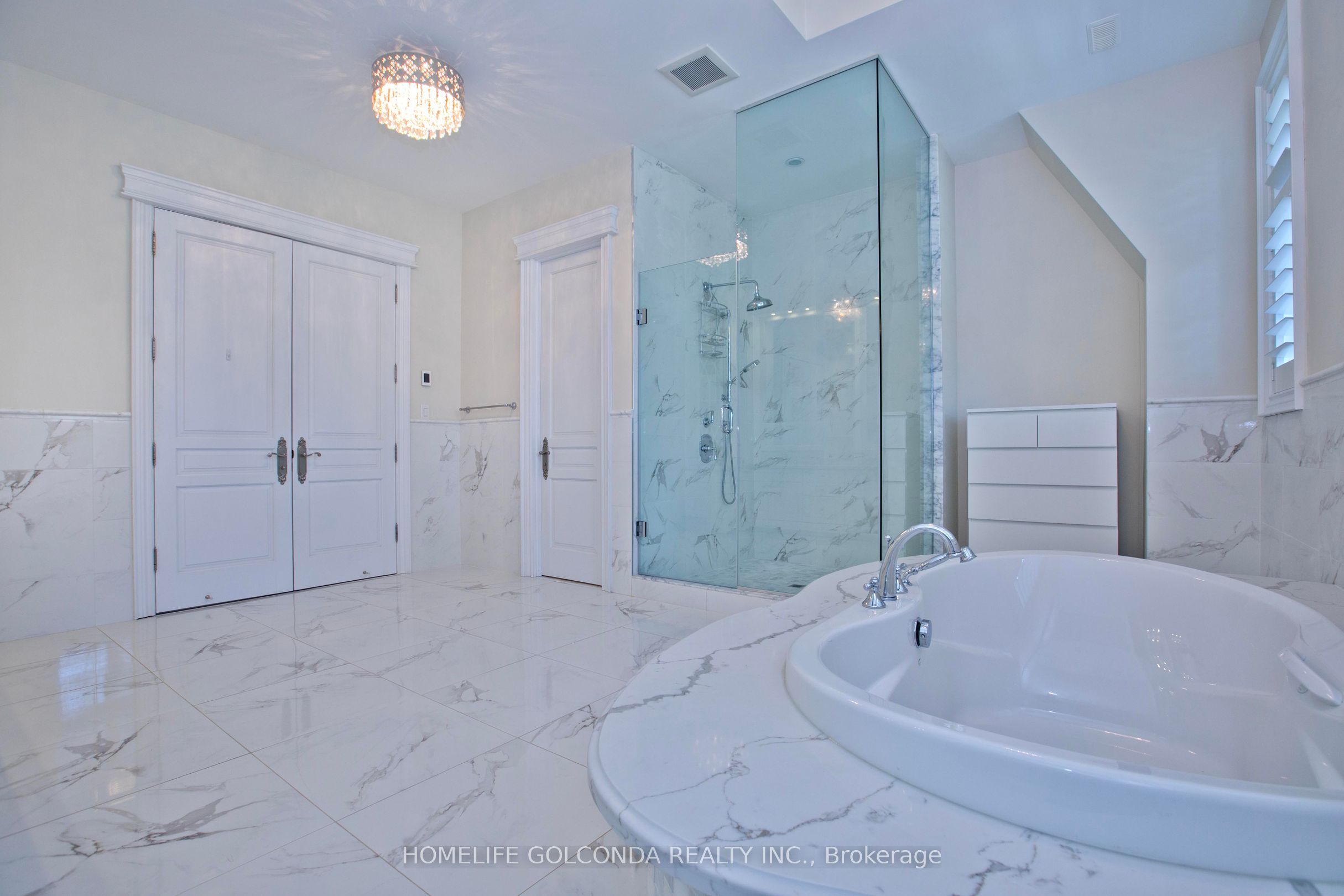 138 Centre Street Property Photo 30