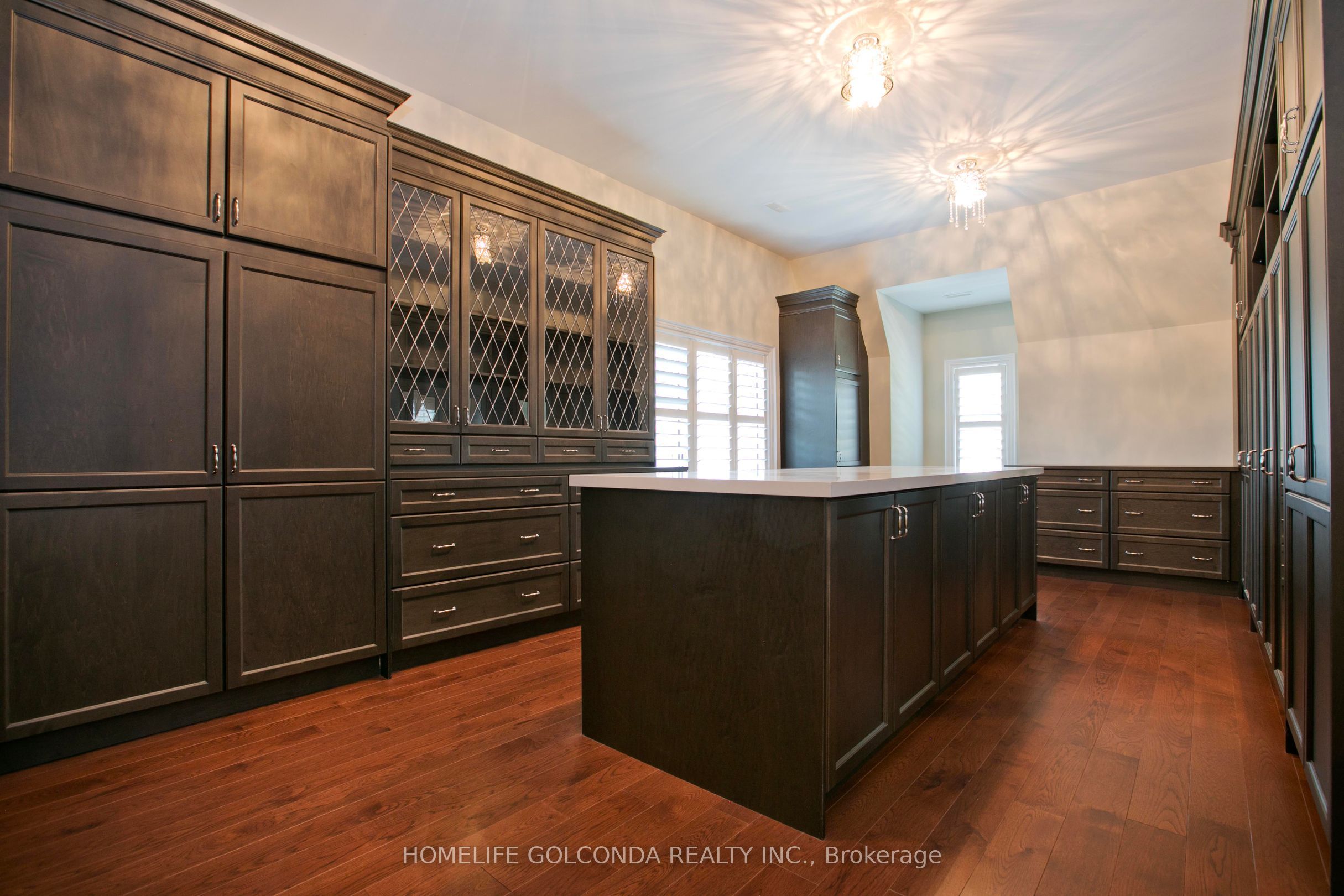 138 Centre Street Property Photo 32