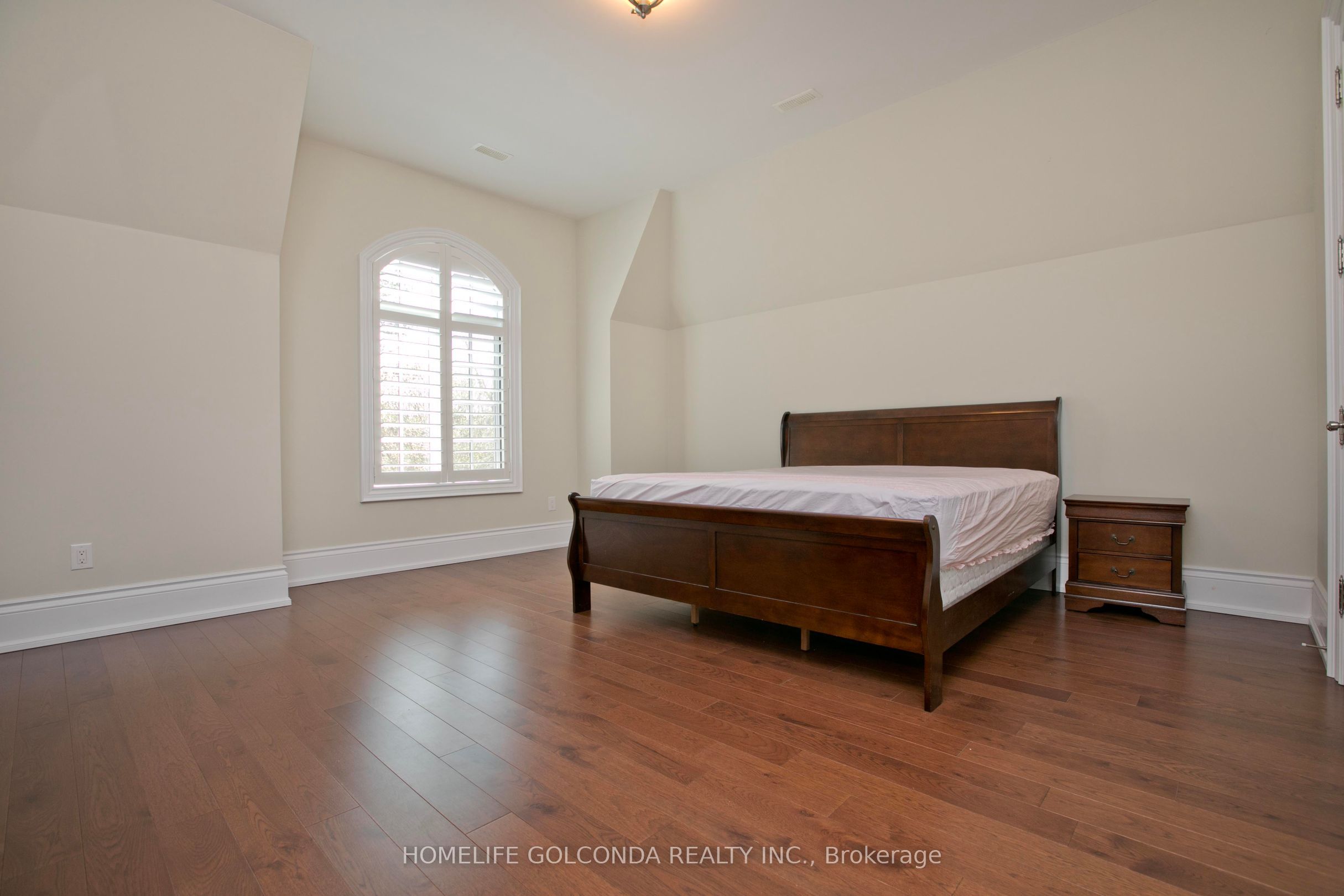 138 Centre Street Property Photo 34