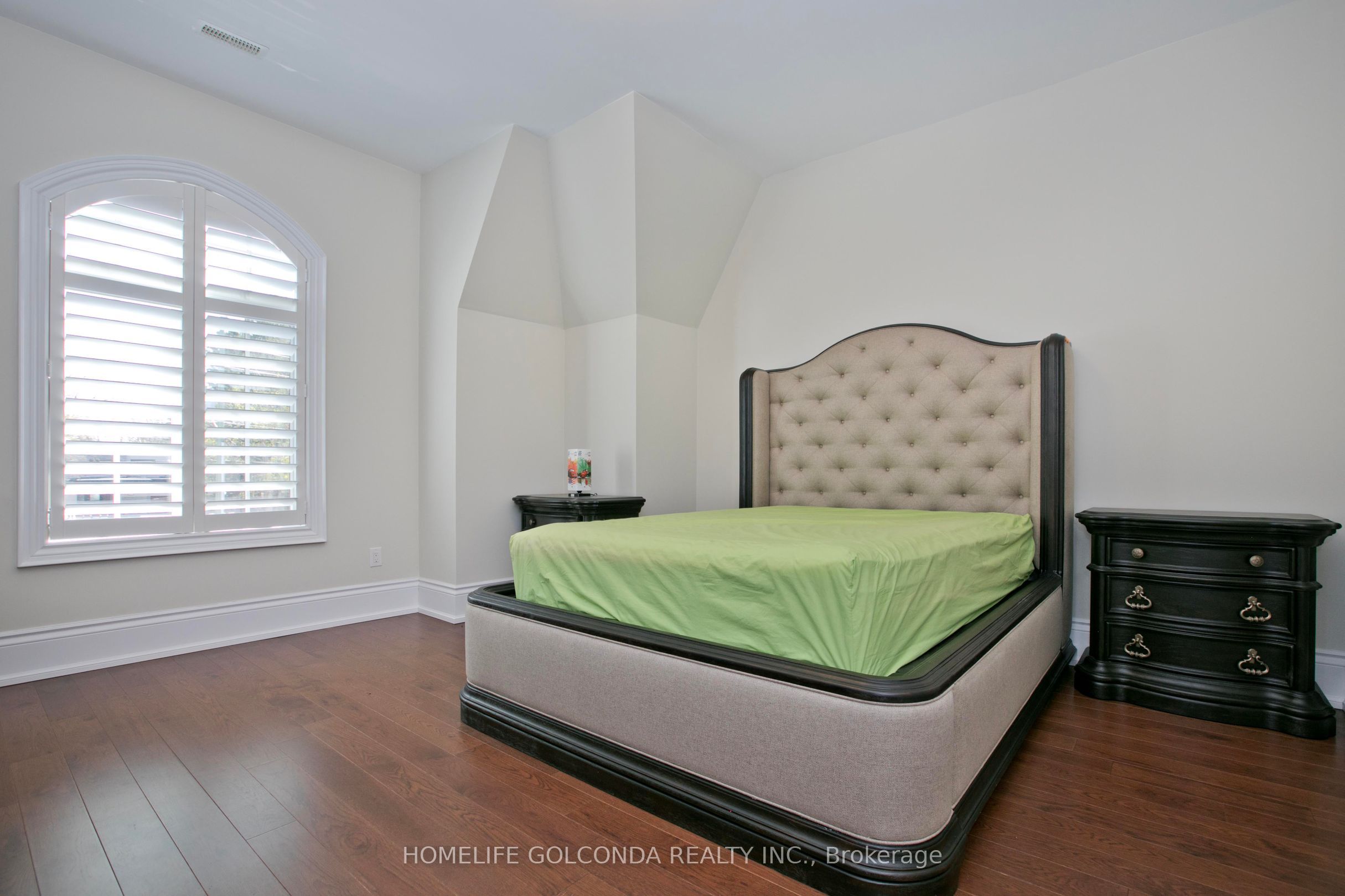 138 Centre Street Property Photo 37