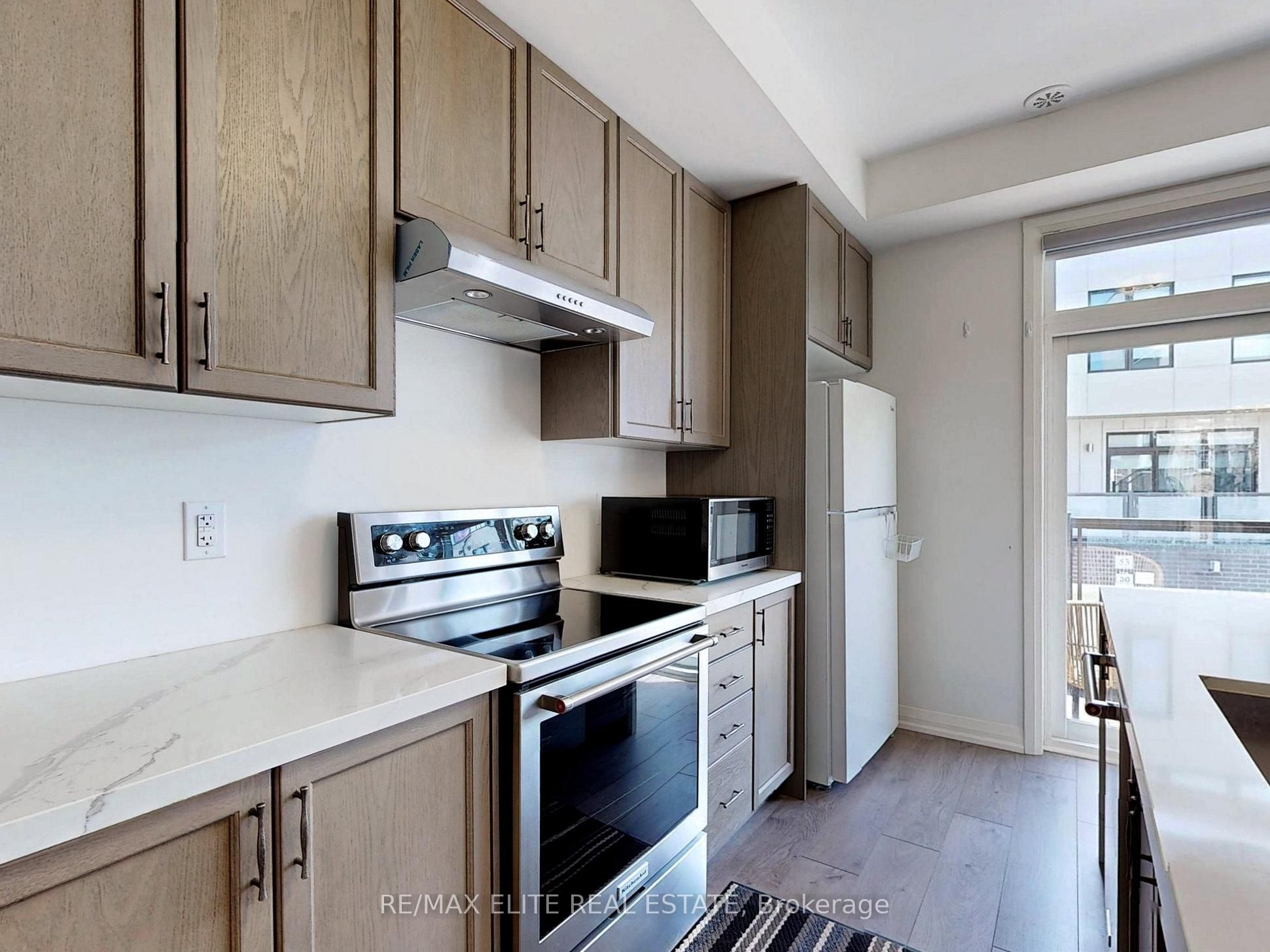 37 George Kirby Street Property Photo 5