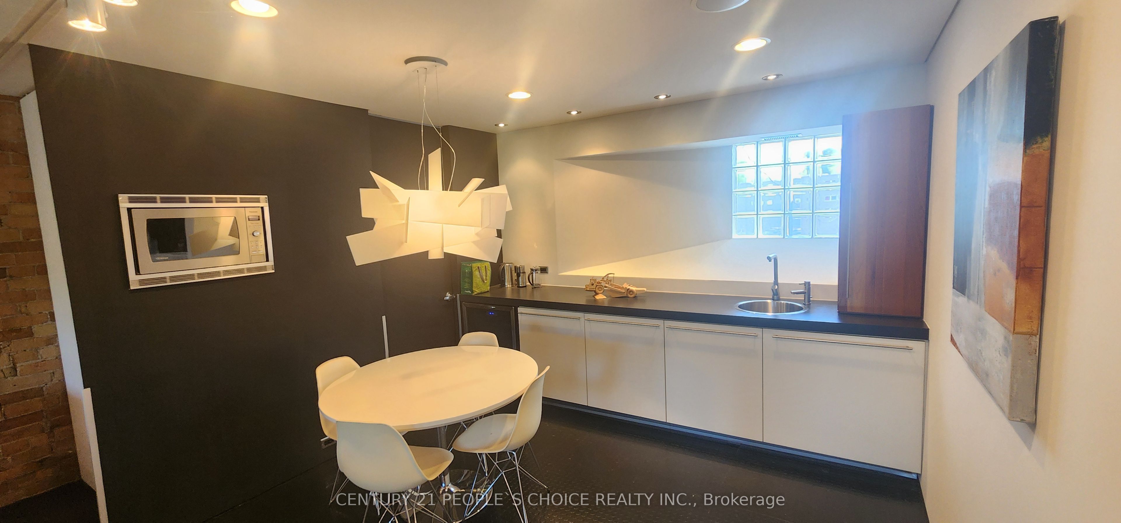 71 Victoria Street Property Photo 10