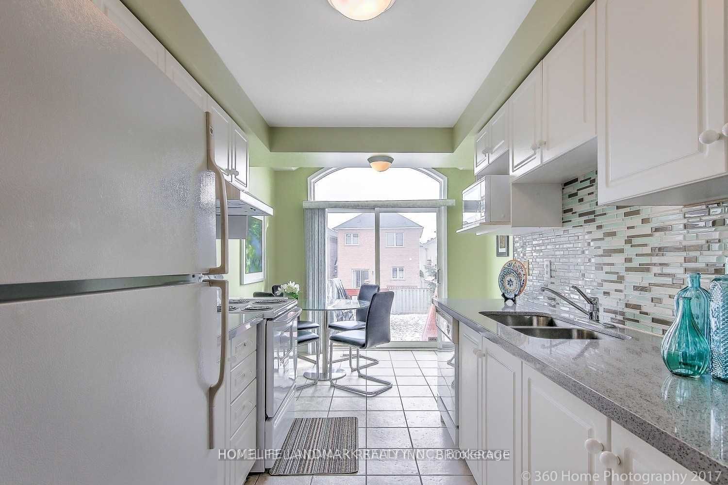 5 Silver Stream Avenue Property Photo 1