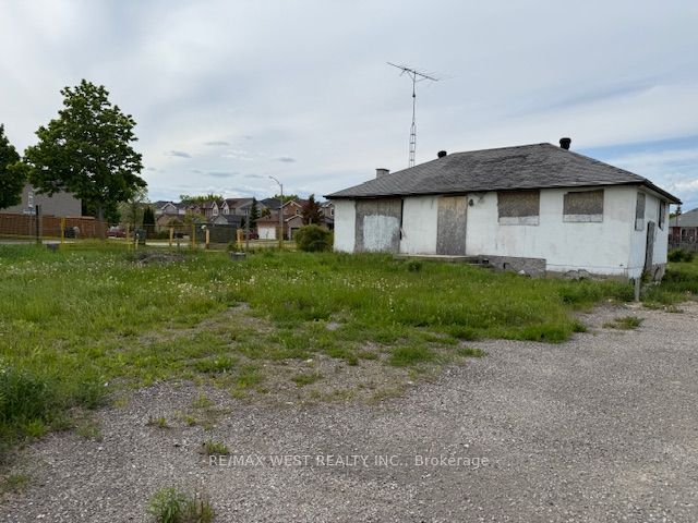 1154 Innisfil Beach Road Property Photo 1