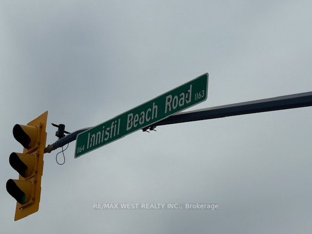 1154 Innisfil Beach Road Property Photo 3