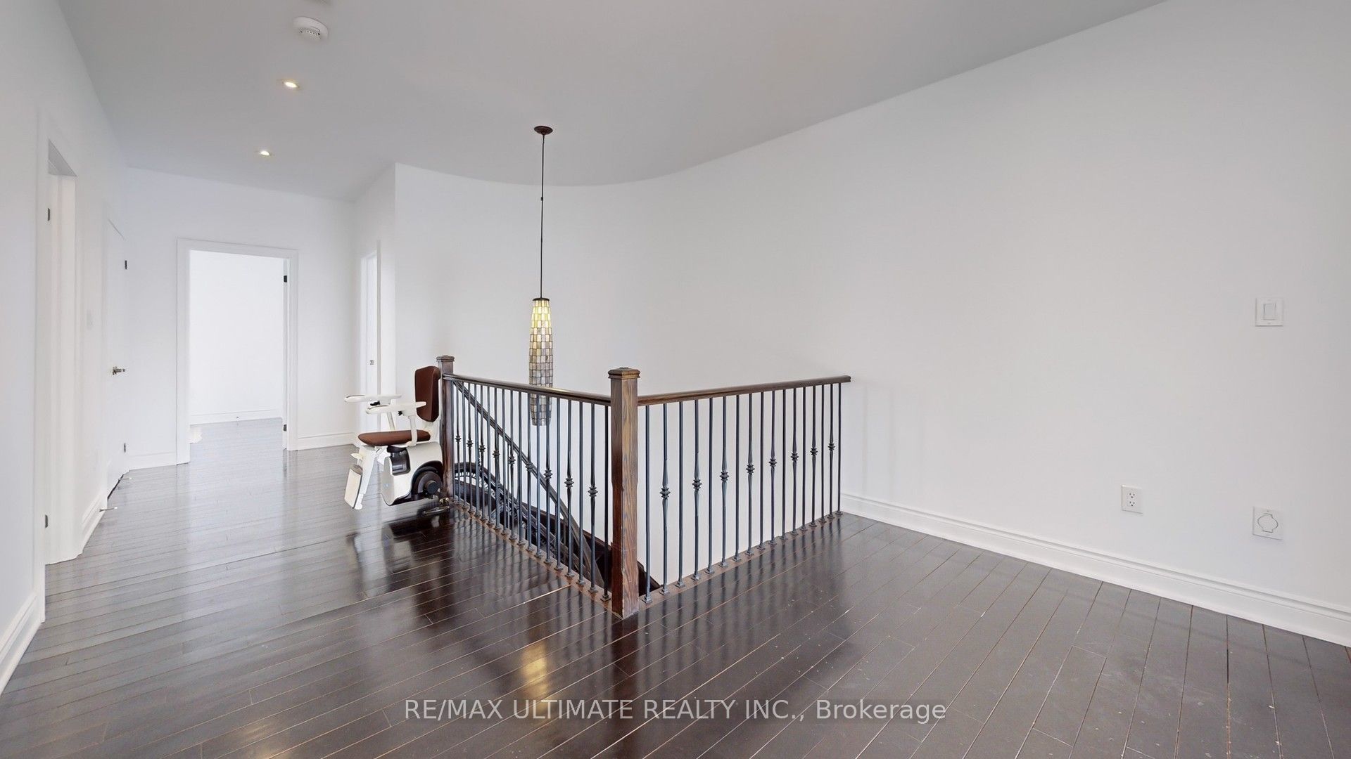 133 Cook's Mill Crescent Property Photo 18