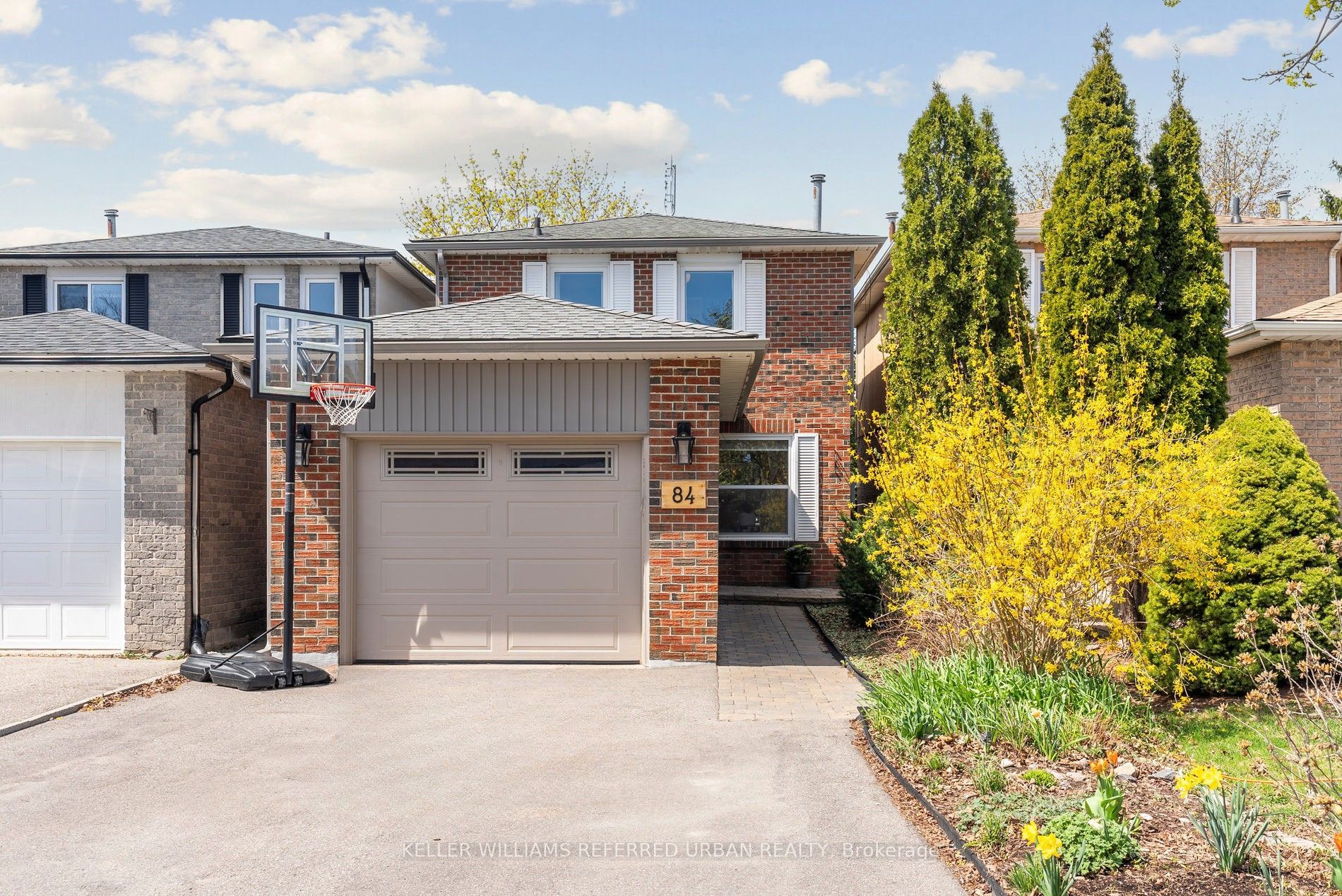 84 Lund Street Property Photo 1