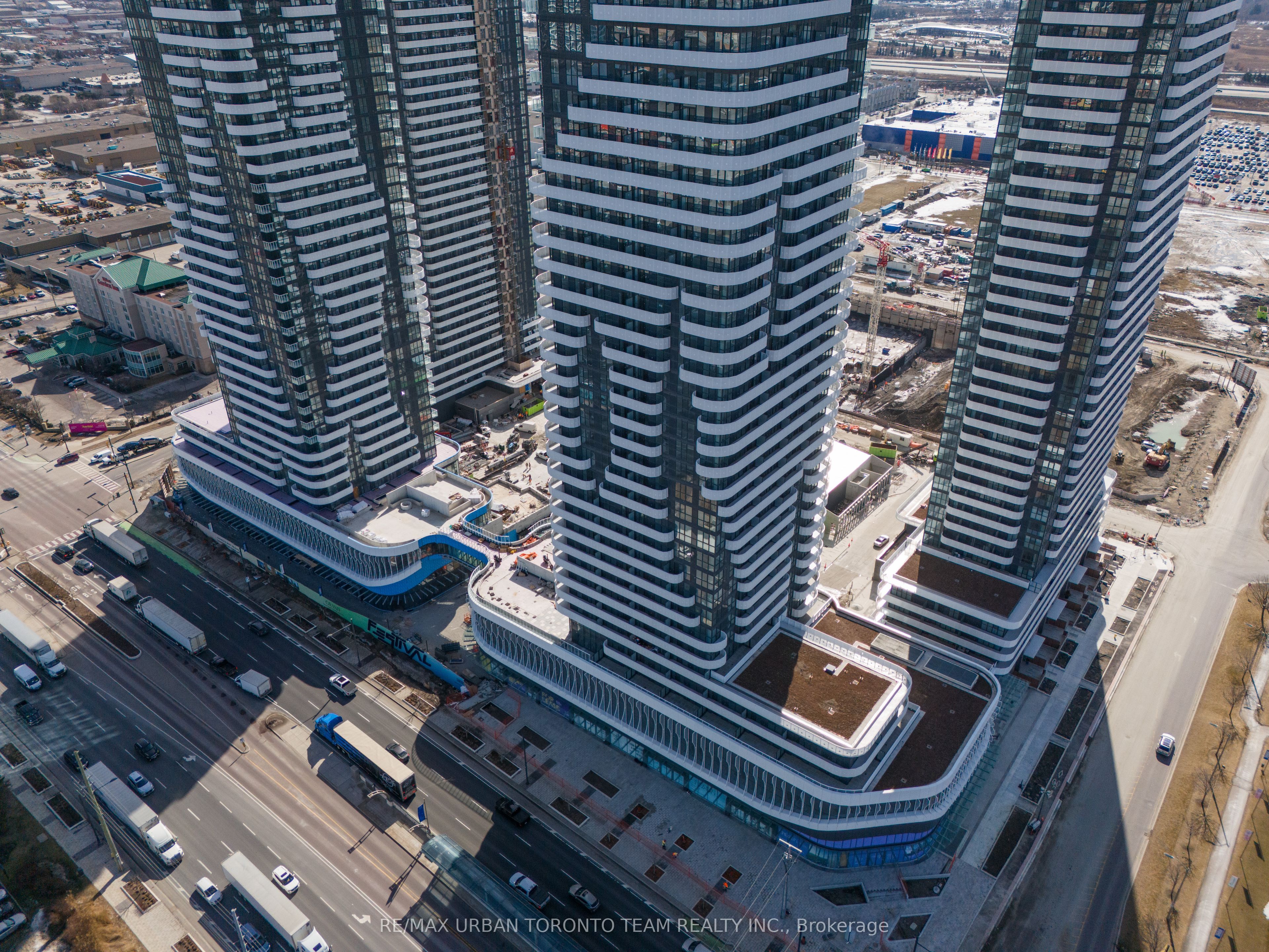 #2602 - 225 Commerce St Street Property Photo 1