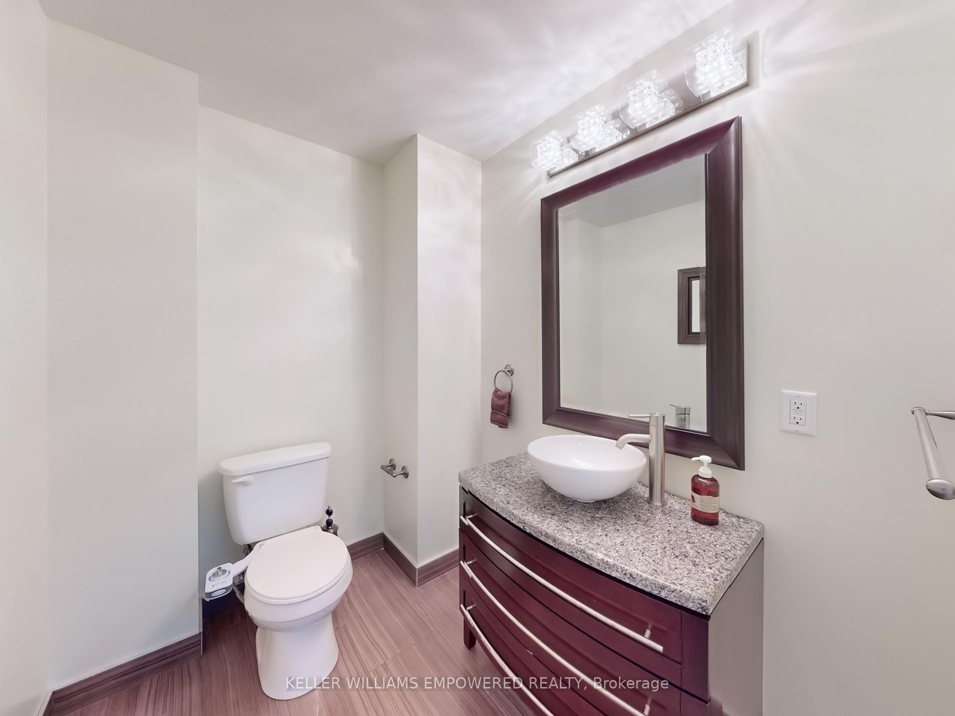 90 Humberview Drive Property Photo 44