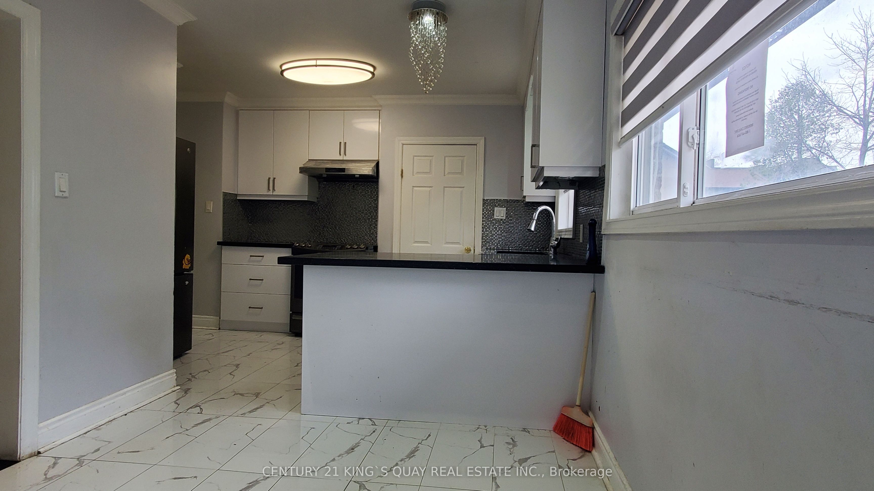 80 Main Street Property Photo 10