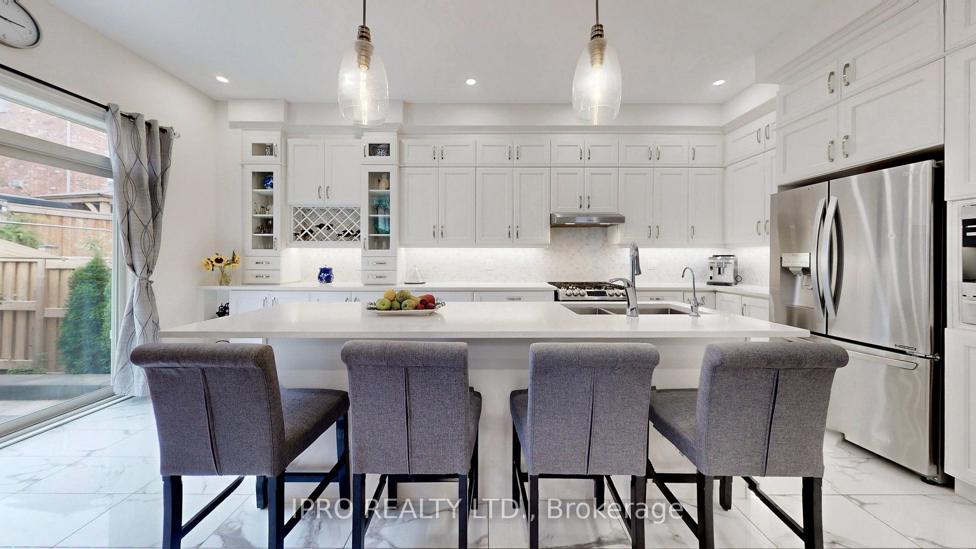 20 Clara May Avenue Property Photo 7