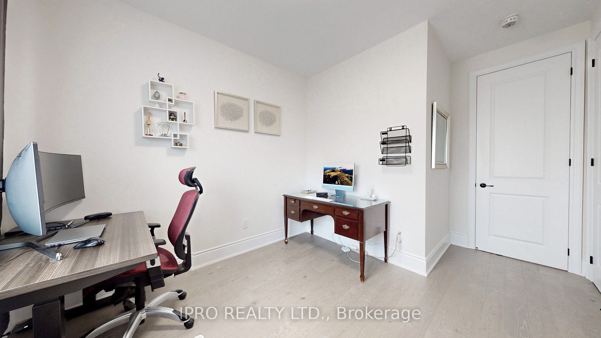 20 Clara May Avenue Property Photo 27