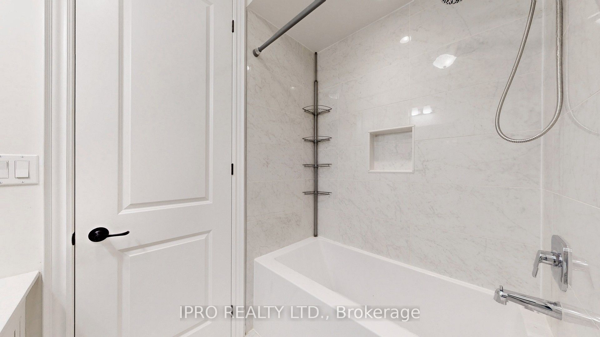 20 Clara May Avenue Property Photo 28