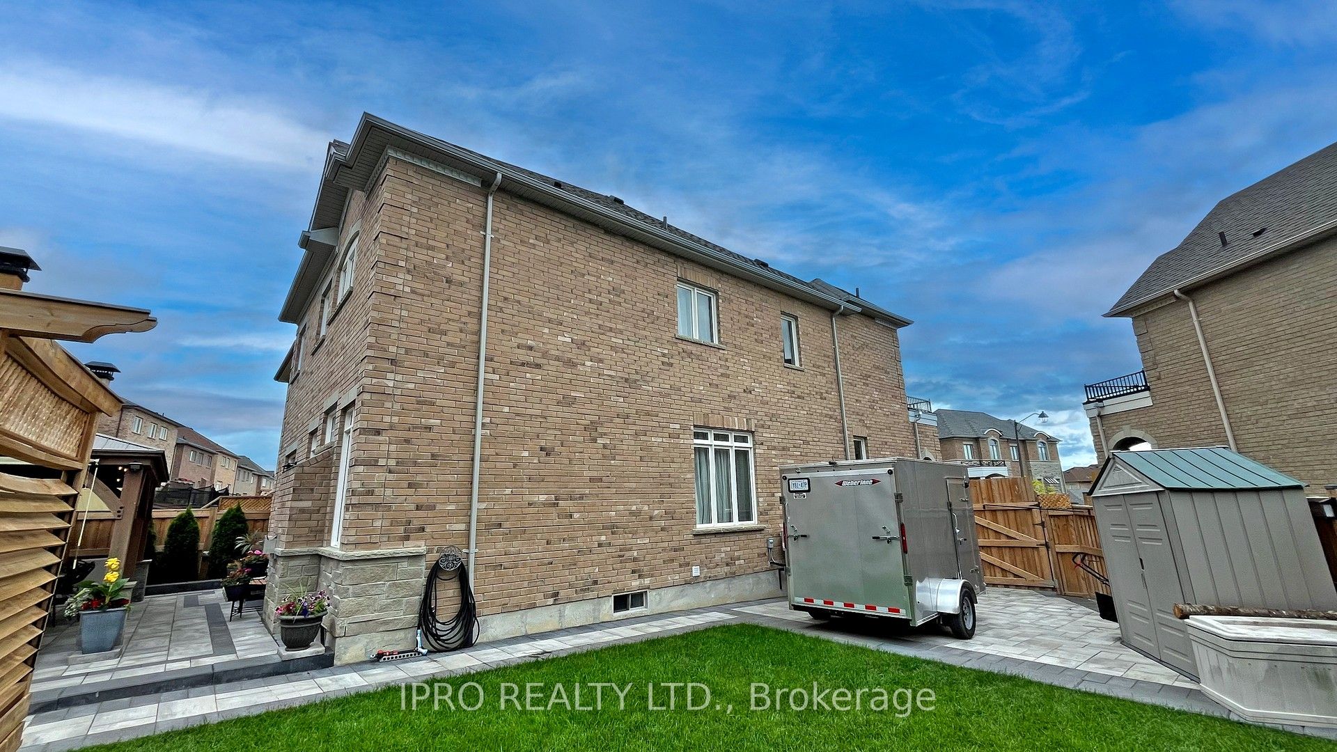20 Clara May Avenue Property Photo 35