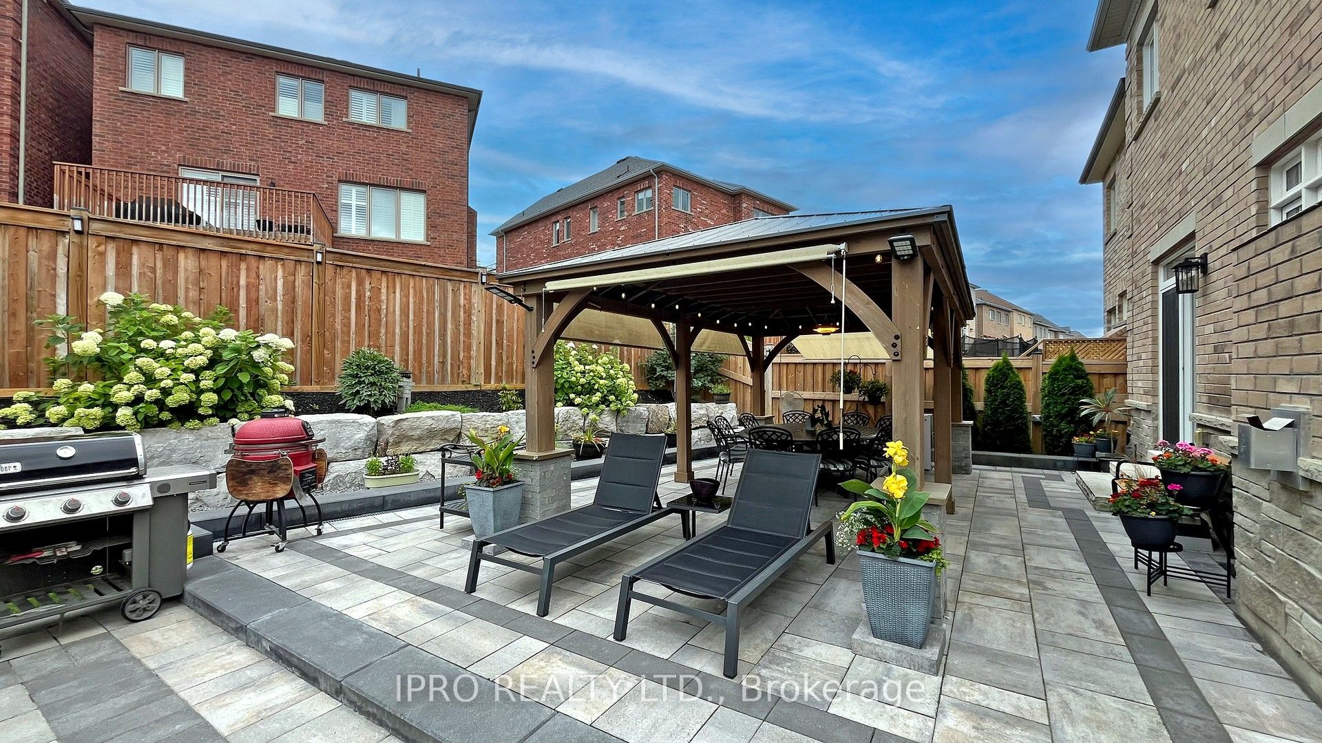 20 Clara May Avenue Property Photo 36