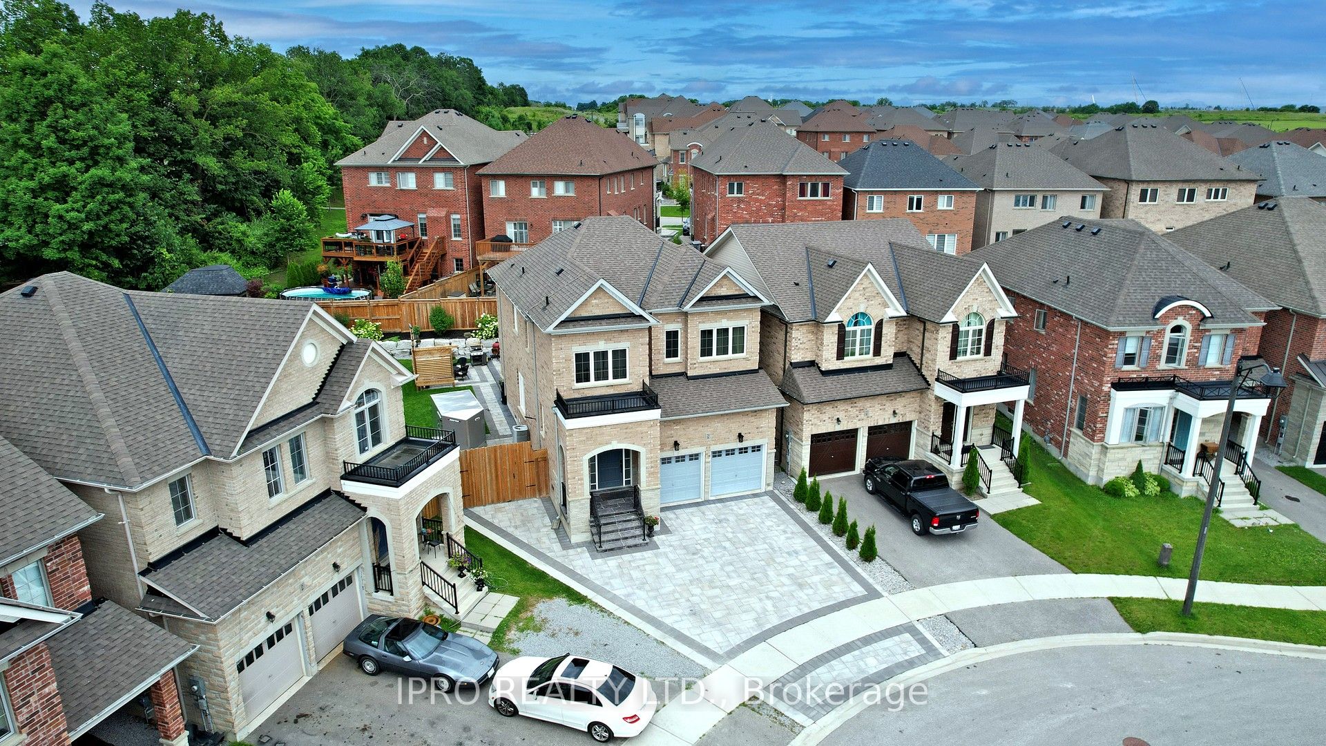 20 Clara May Avenue Property Photo 43