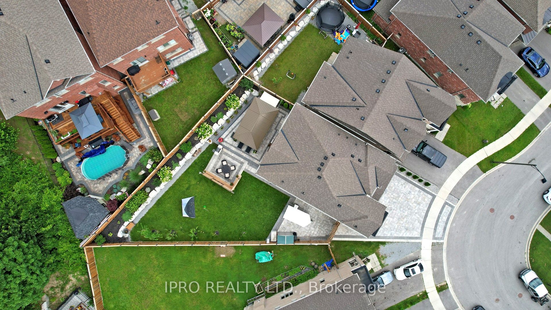 20 Clara May Avenue Property Photo 44