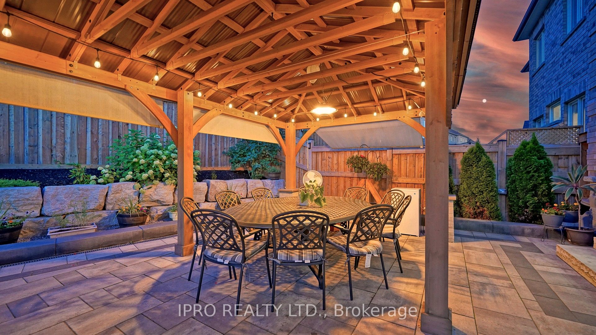 20 Clara May Avenue Property Photo 48