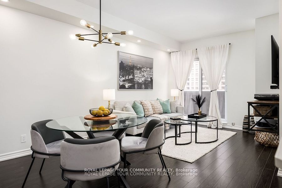 #307 - 9225 Jane Street Property Photo 1