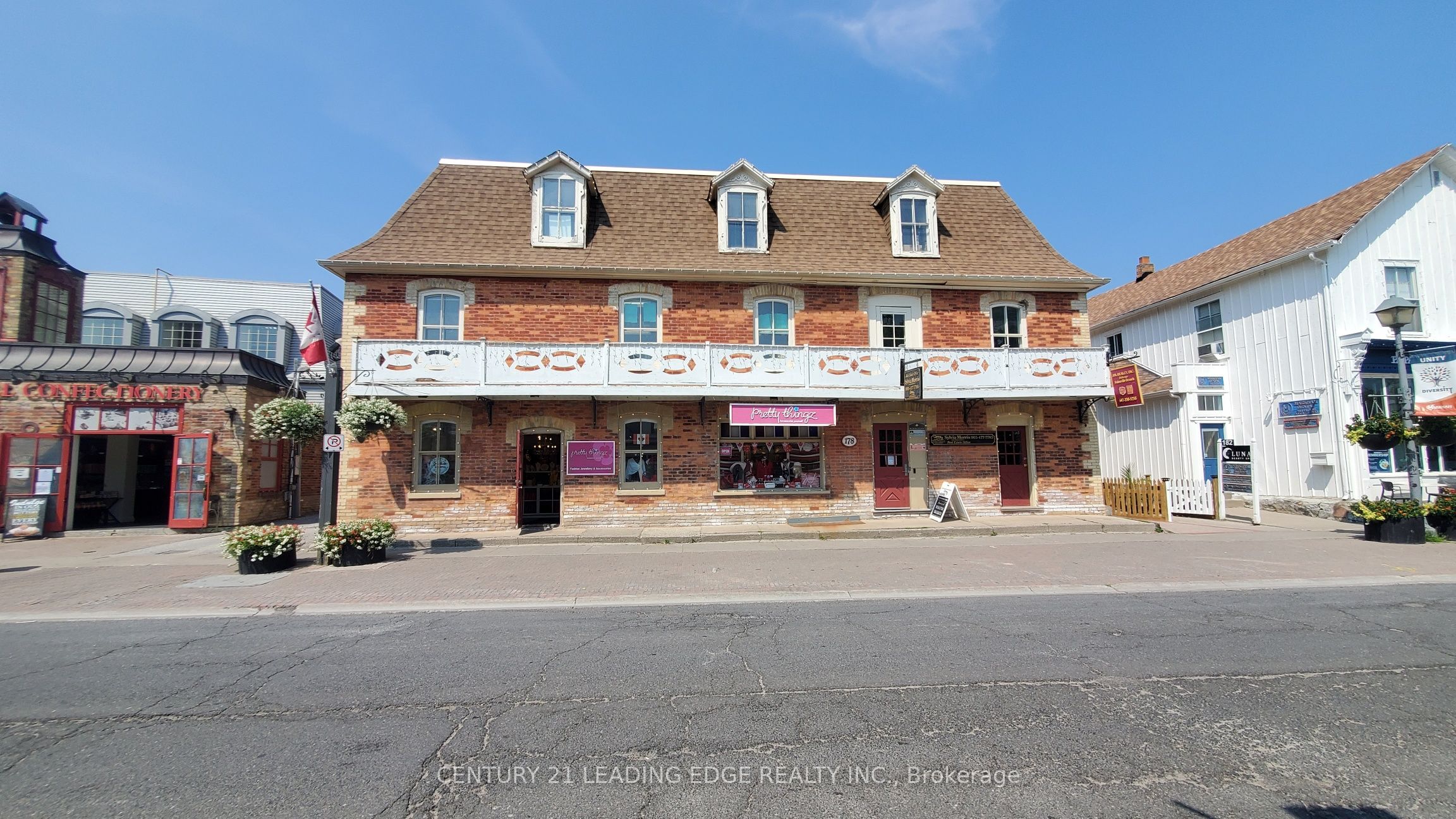 #202 - 178 Main St. Unionville Street Property Photo 3