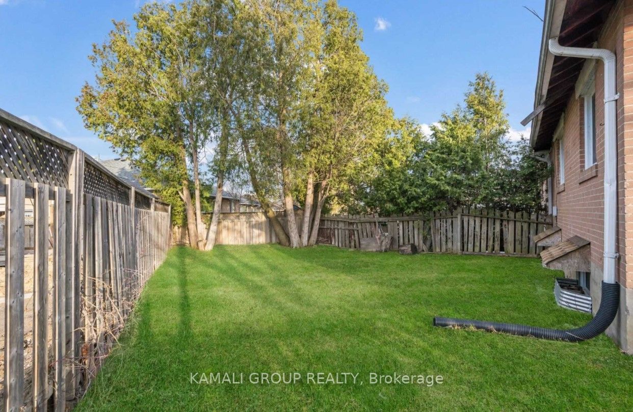 #main - 76 Walter Avenue Property Photo 15