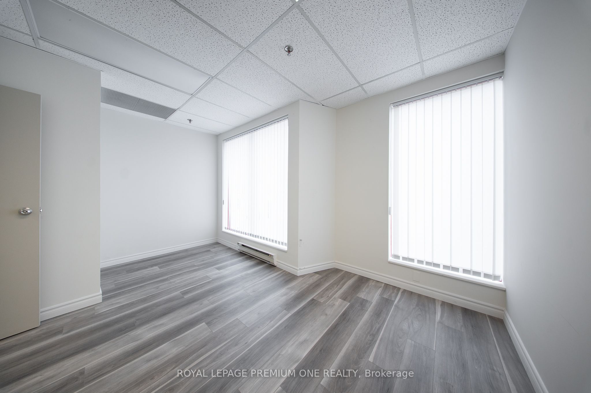 65 Woodstream Blvd Property Photo 11
