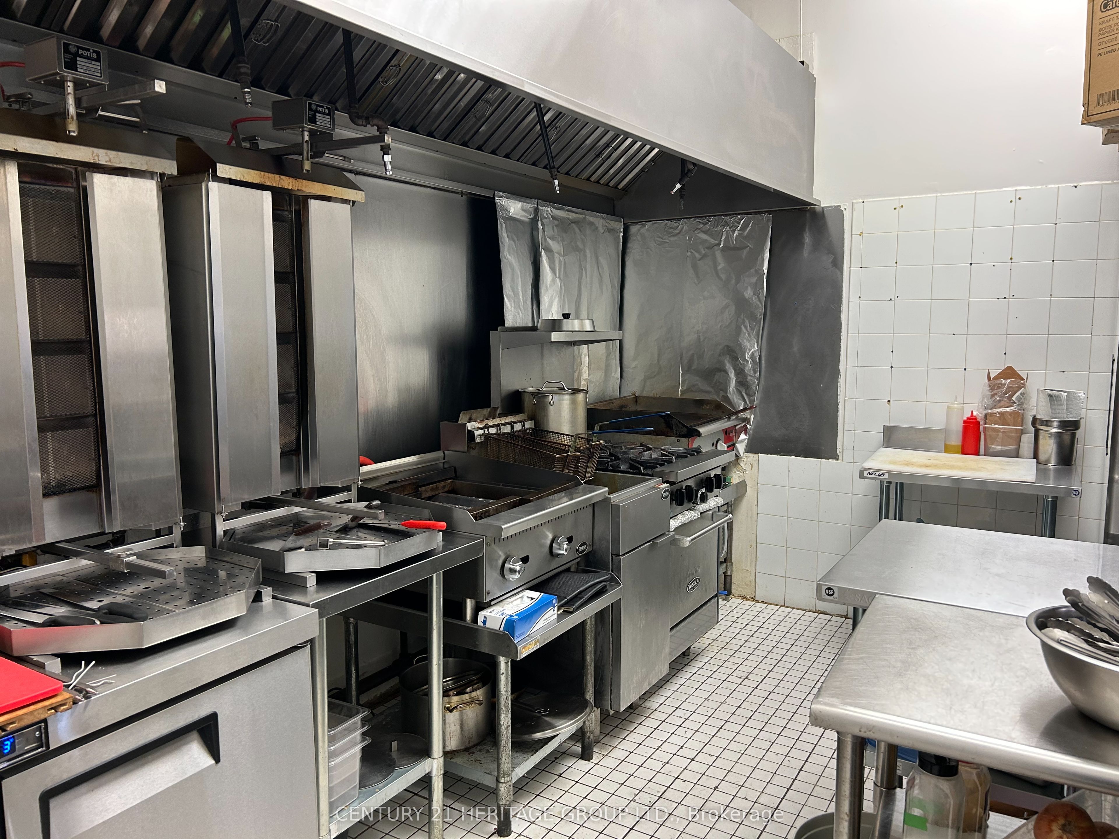 10520 Yonge Street Property Photo 11