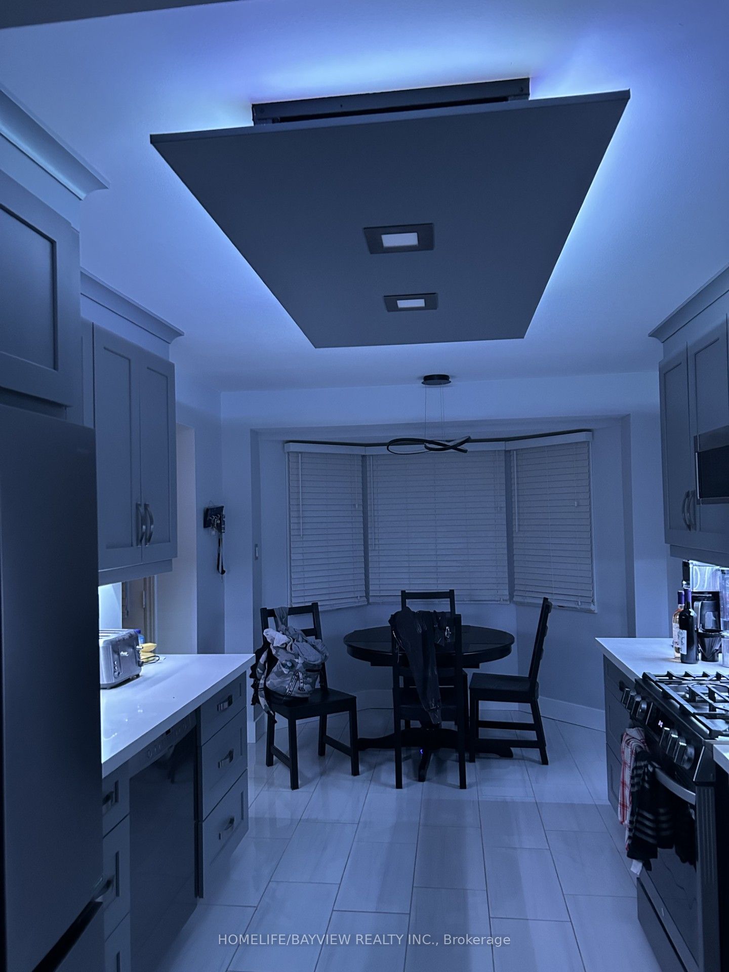 999 Anna Maria Avenue Property Photo 3