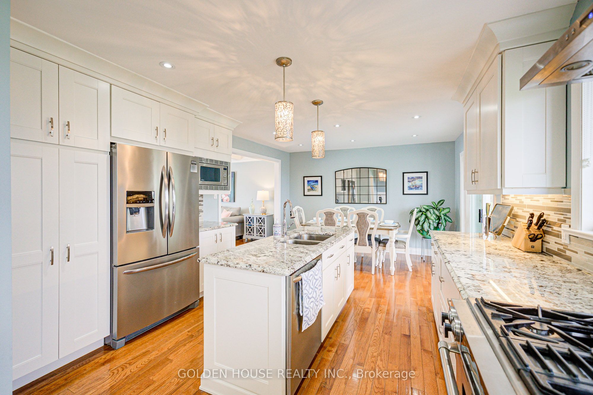 53 West Park Heights Property Photo 12